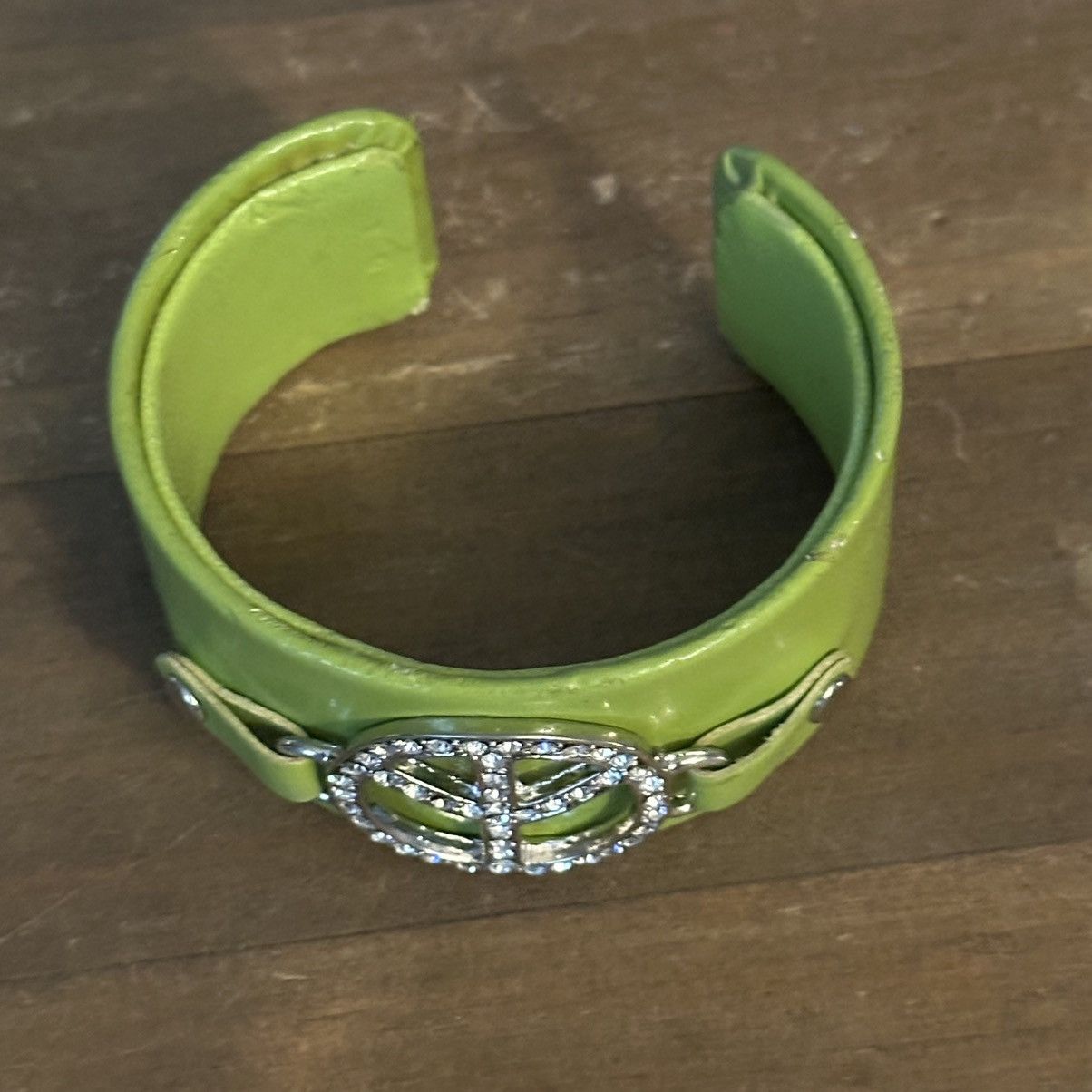 Other Green leather rhinestone peace sign cuff bracelet Size ONE SIZE - 3 Thumbnail