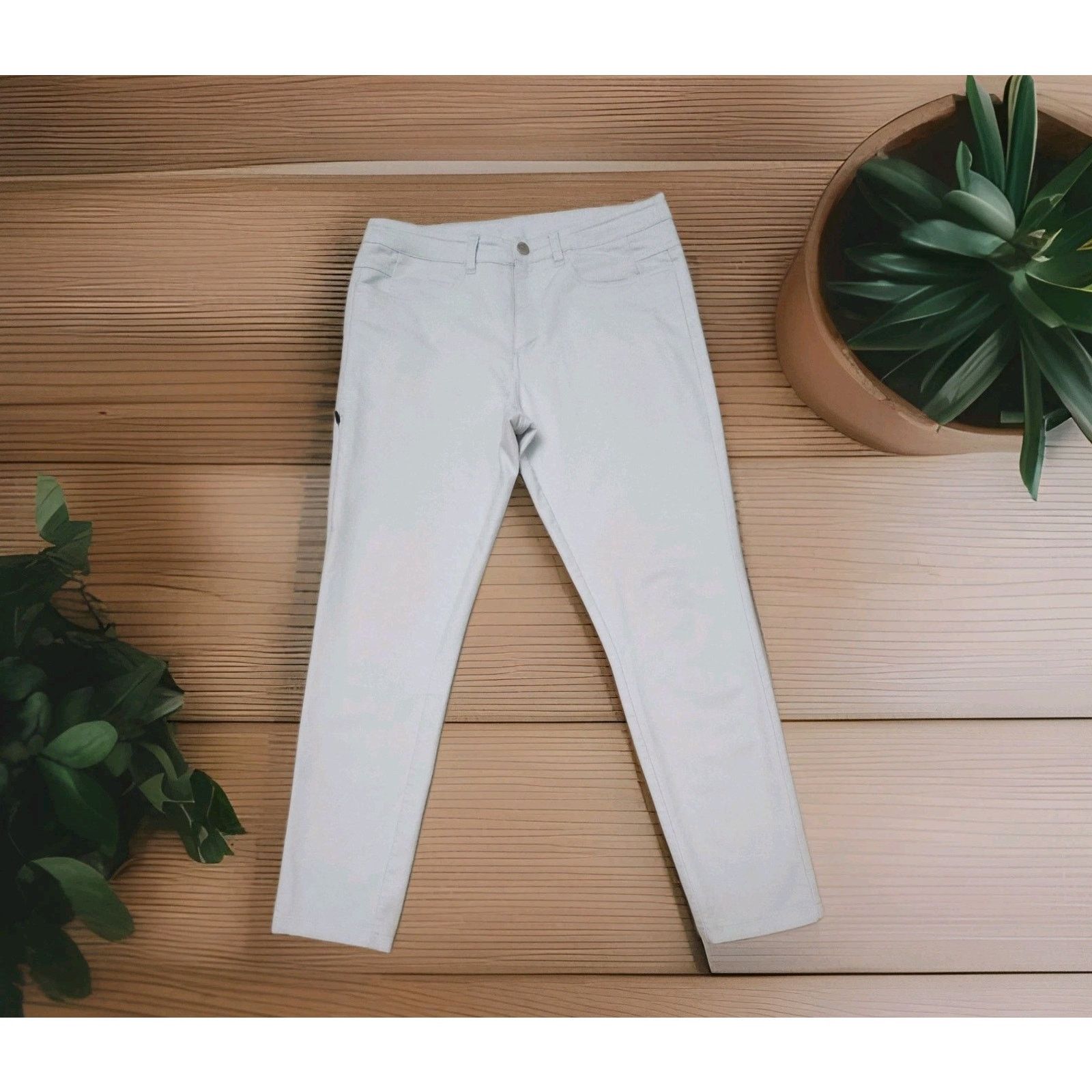 Other Bylt Premium Basic Everyday Pant 2.0 green Men's size 31 Size US 31 - 1 Thumbnail