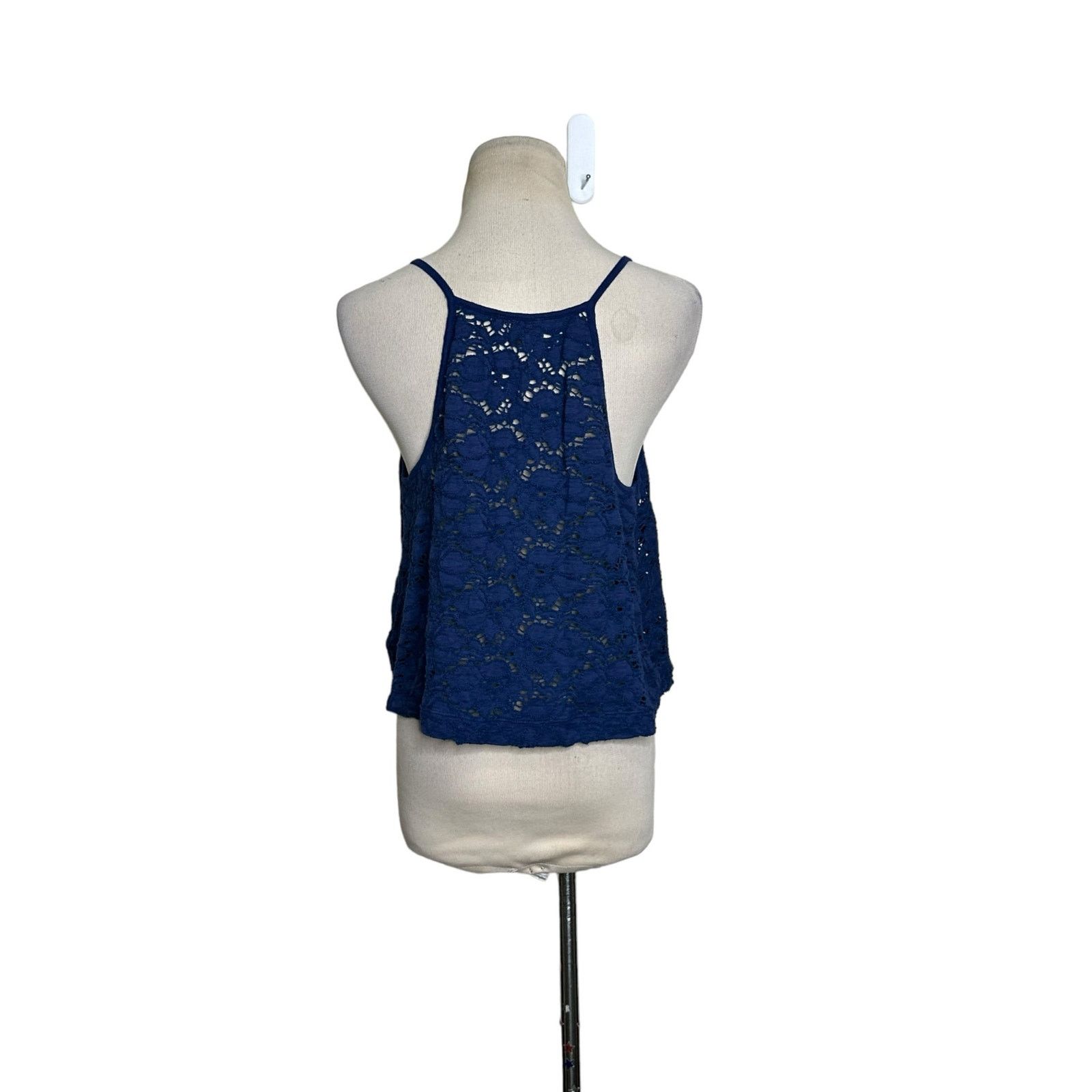Express Express blue eyelet racer back tank top Cami Size M Size M / US 6-8 / IT 42-44 - 10 Thumbnail