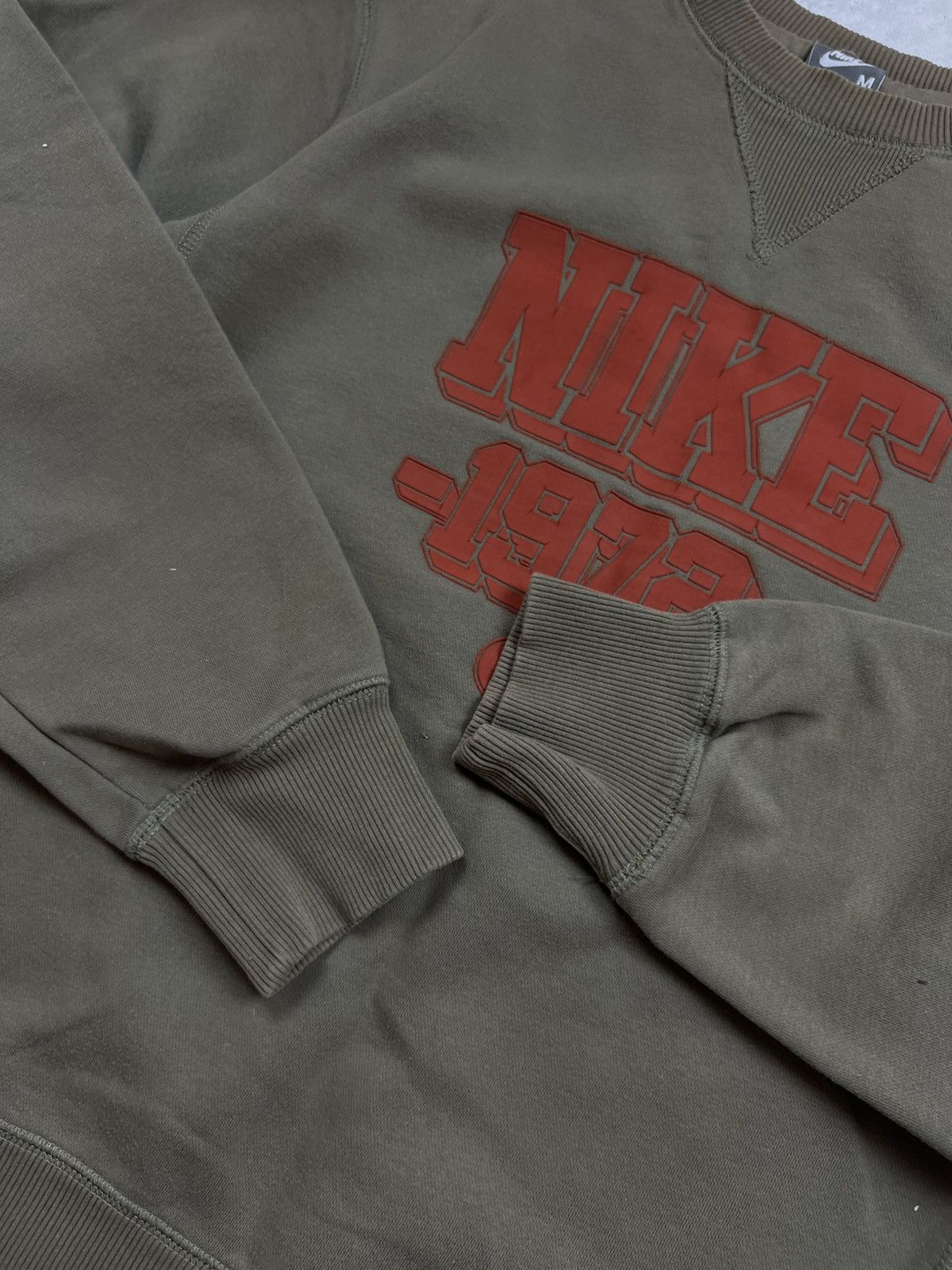 Nike 00s Nike Retro Logo Vintage Y2K Oversized Olive Sweatshirt Size US M / EU 48-50 / 2 - 5 Thumbnail
