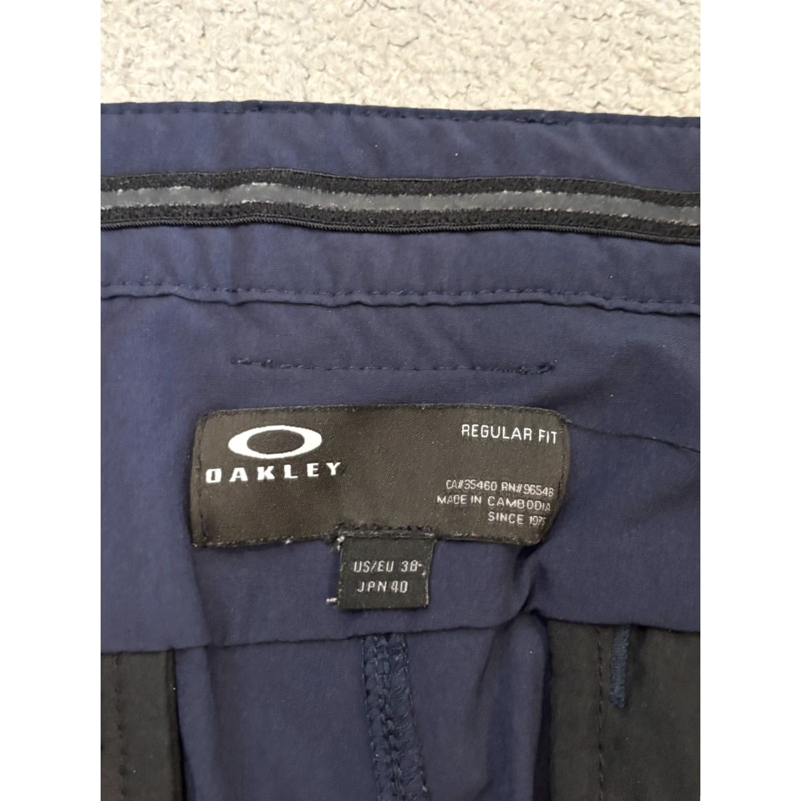 Oakley VINTAGE? No — Oakley Pants Men's 38 Regular Fit Straight Leg Chino Navy Blue Size US 38 / EU 54 - 2 Thumbnail