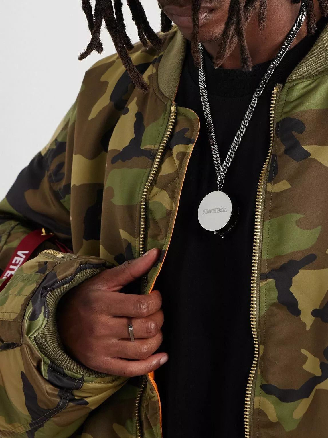Vetements Grinder necklace silver pendant logo Size ONE SIZE - 3 Thumbnail