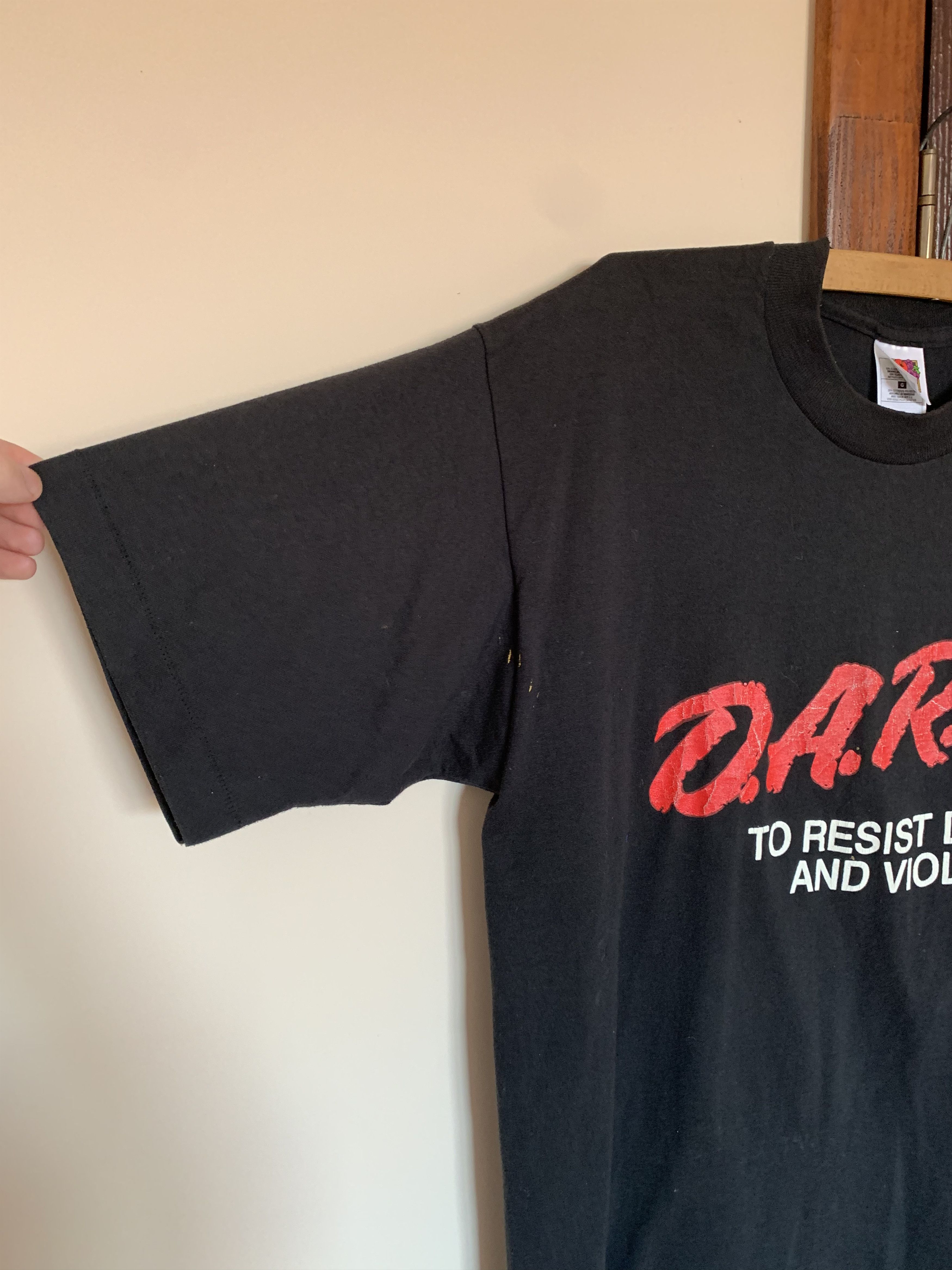 D.A.R.E Vintage 90s Single Stitch DARE T-shirt To Resist Drugs| Size US L / EU 52-54 / 3 - 4 Thumbnail