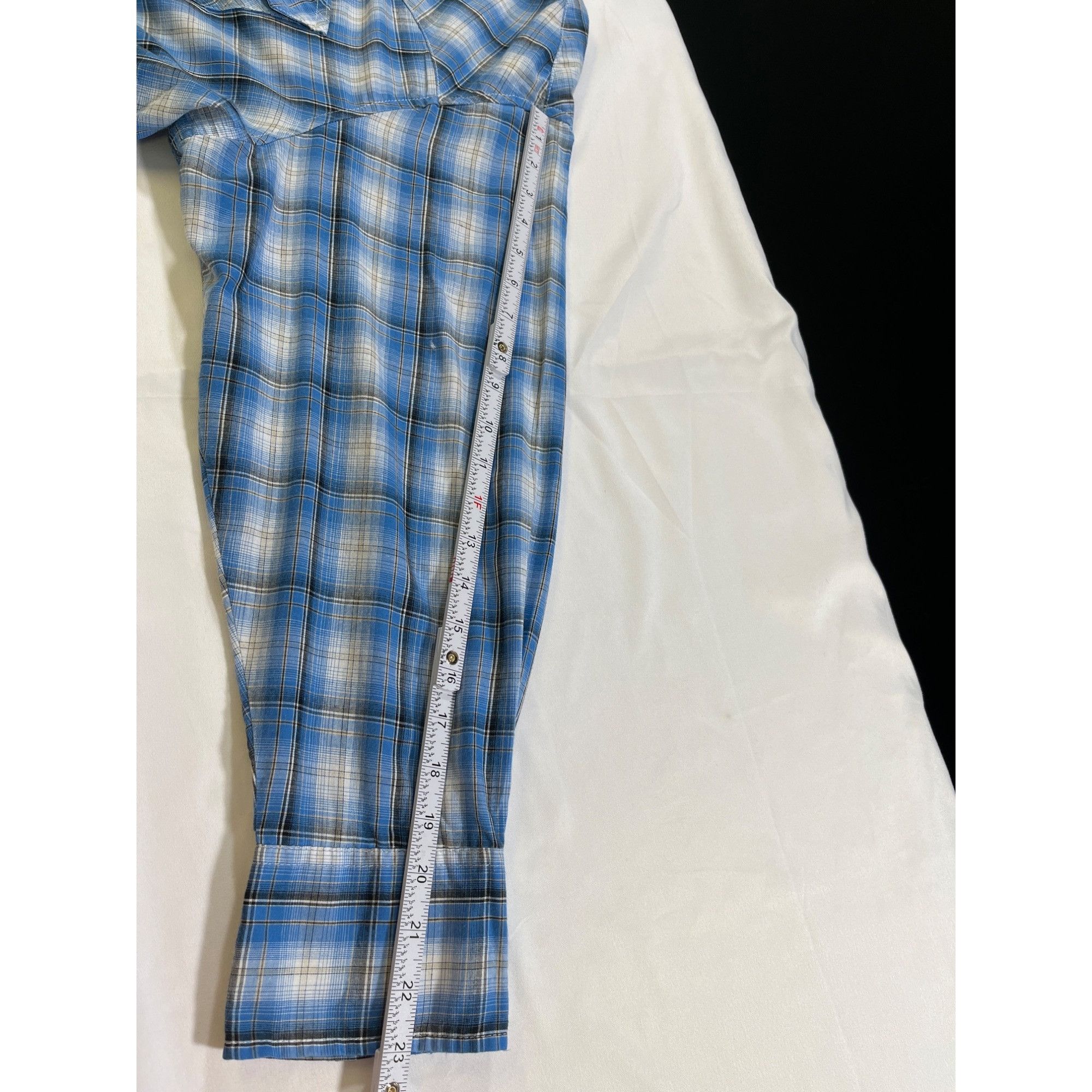 Wrangler Wrangler SKU 7777 Mens Blue Plaid Long Sleeve Pearl Snap Wes Size US XL / EU 56 / 4 - 8 Thumbnail
