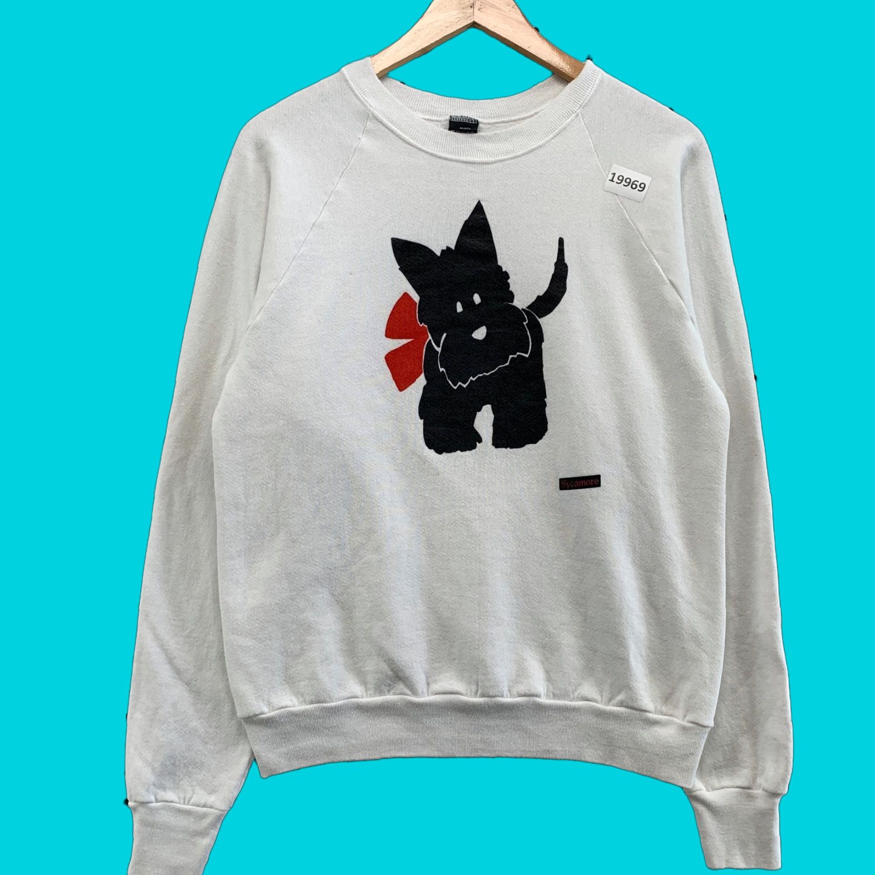 Vintage VINTAGE Terrier Sweatshirt White Adult Large 80s Crew Neck Pullover 20x25.5 DOG Screen Stars Mens Size US L / EU 52-54 / 3 - 1 Thumbnail