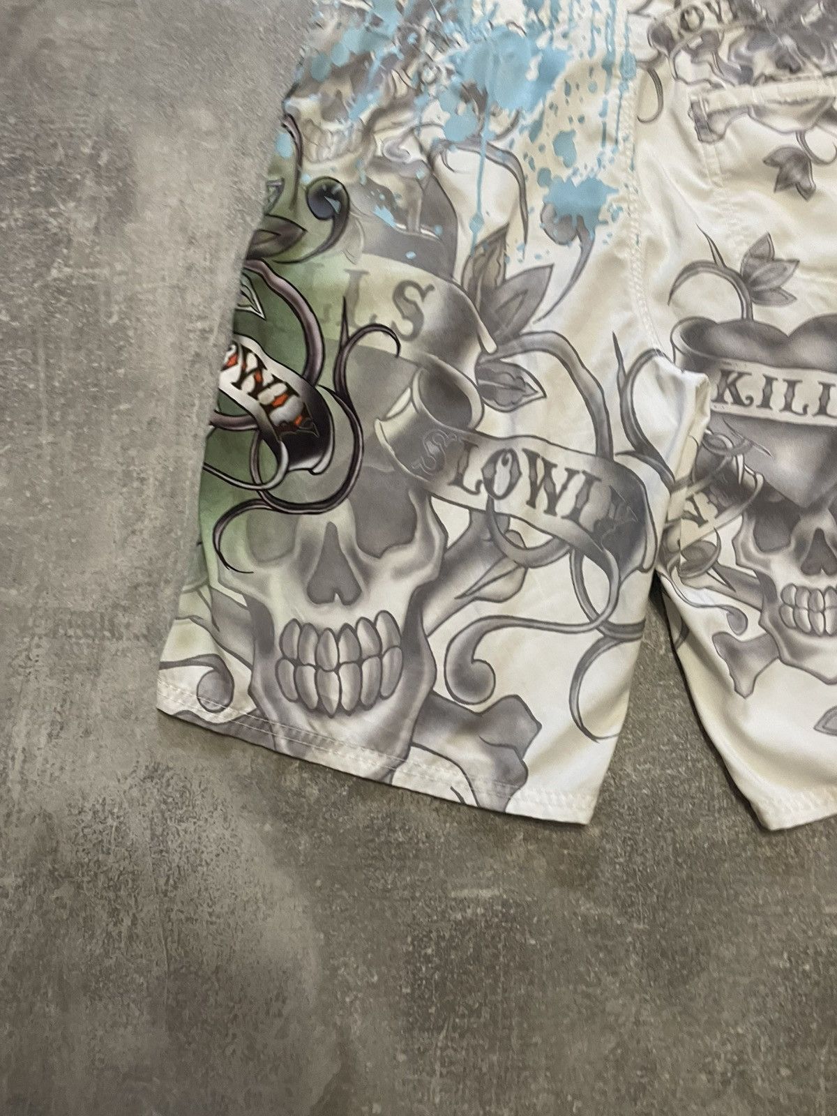 Ed Hardy × Vintage Vintage Ed Hardy Skulls Y2K Shorts Size US 32 / EU 48 - 14 Thumbnail