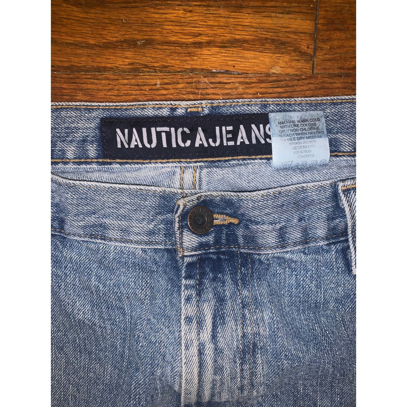 Nautica × Vintage Nautica Jeans Company Light Wash Denim Jeans 38x32 USA Fit Size US 38 / EU 54 - 4 Thumbnail