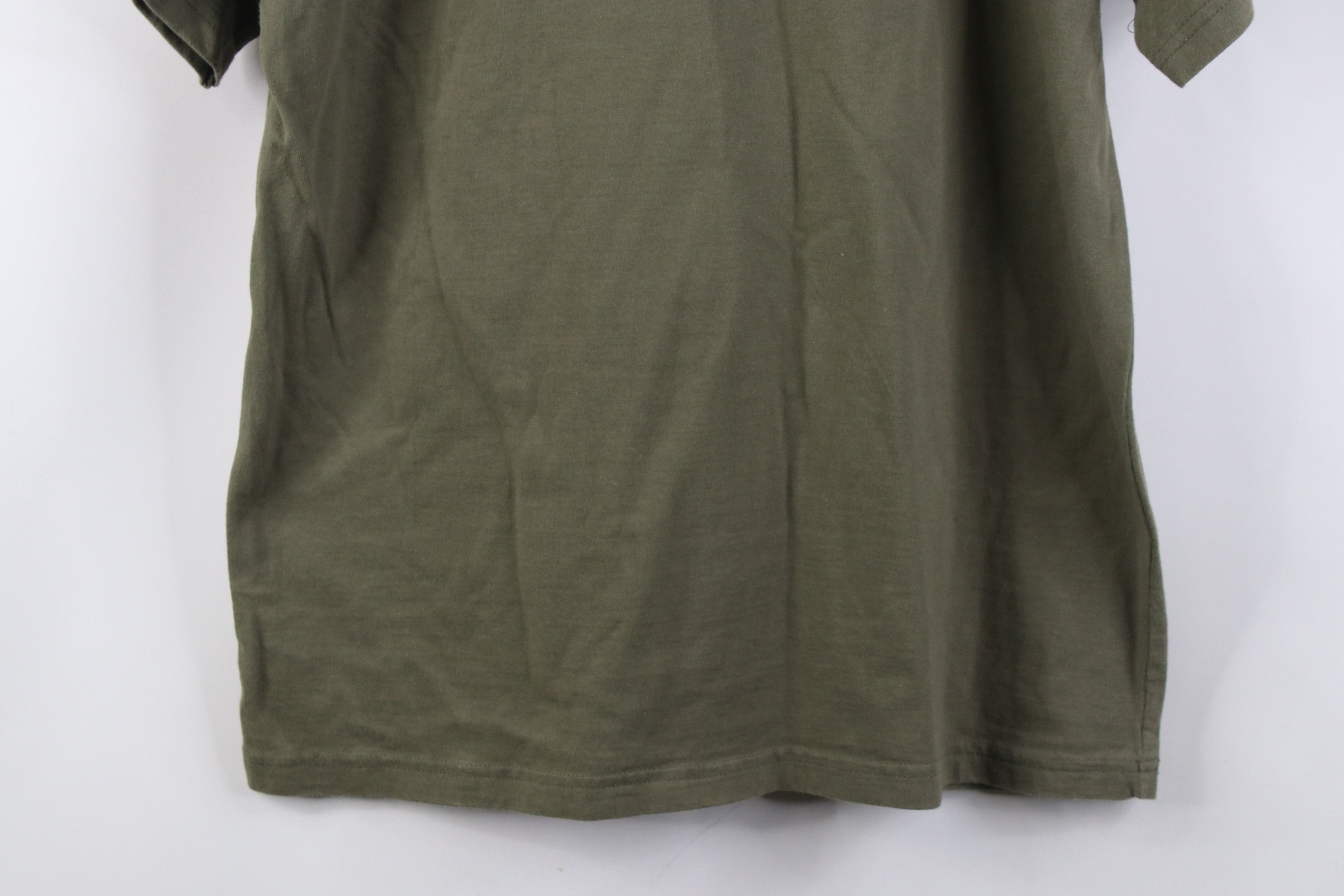 Vintage Vintage 90s Y2K Streetwear Tarangire Safari Lodge T-Shirt Size US L / EU 52-54 / 3 - 14 Thumbnail