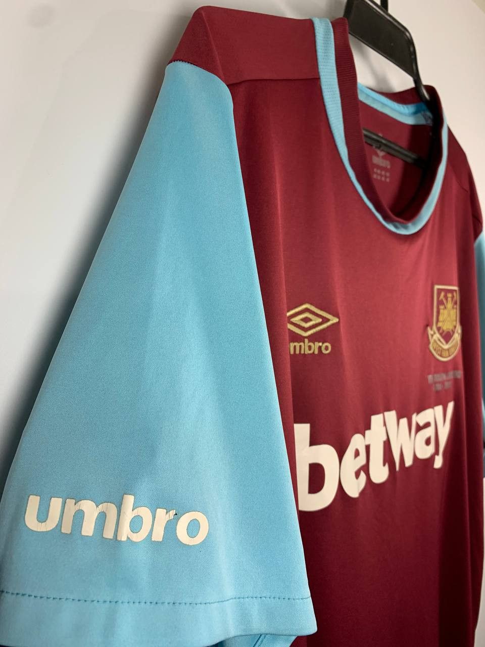 Umbro West Ham United | WHU | Umbro | Betway | Tshirt Size US XL / EU 56 / 4 - 7 Thumbnail