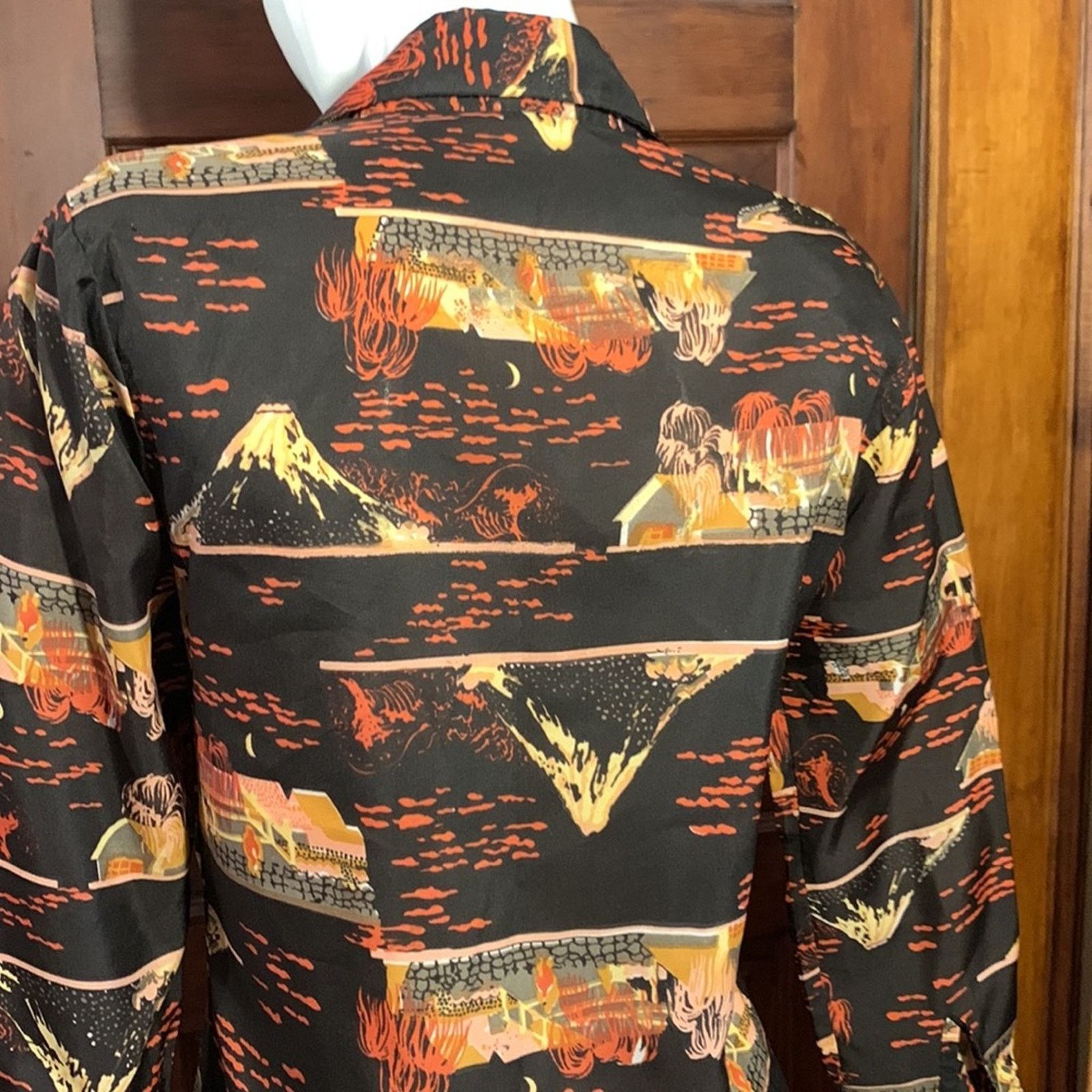 Vintage 70’s Mt.Fuji Japan blouse super retro and cool Size M / US 6-8 / IT 42-44 - 8 Thumbnail
