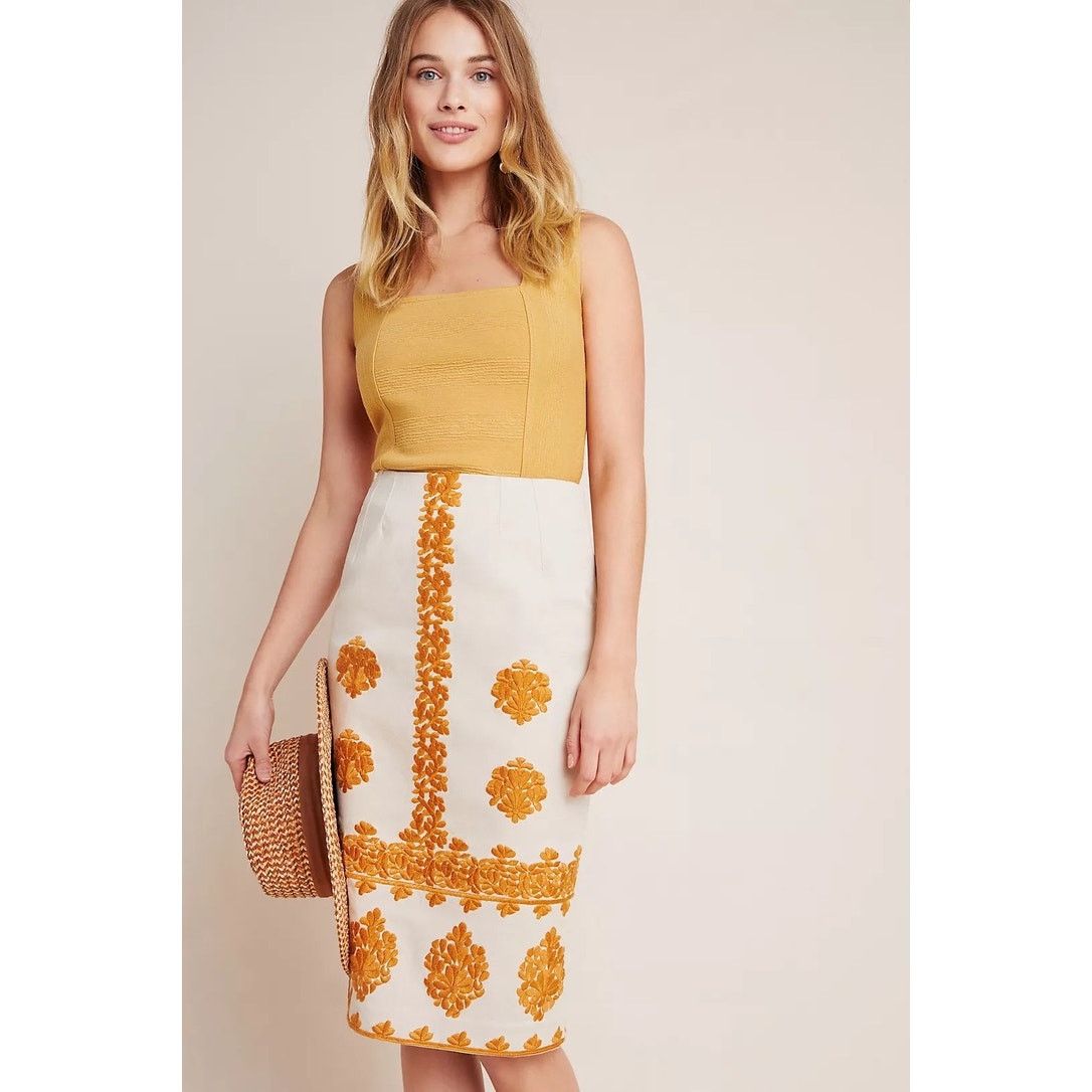 Anthropologie Anthropologie Women's Gold Verona Embroidered Pencil Skirt Size 26" / US 2 / IT 38 - 1 Thumbnail