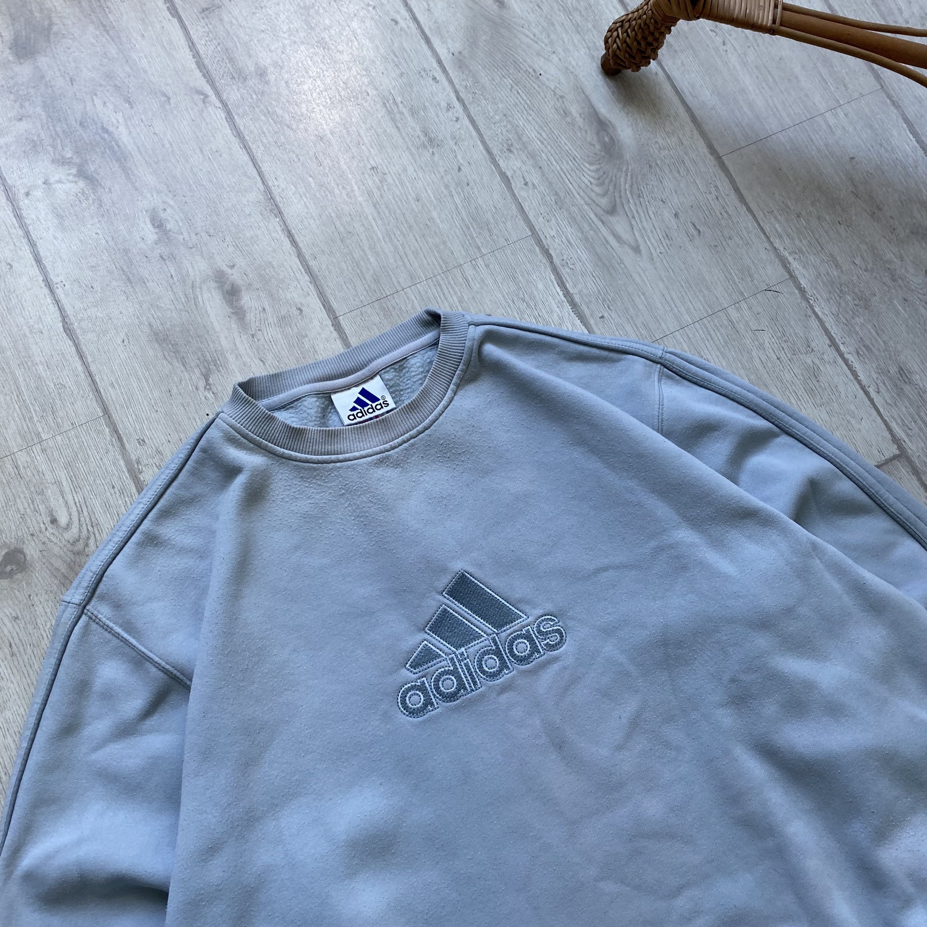 Adidas 🩶 Vintage 90s Adidas Center logo boxy sweatshirt Trashed Size US L / EU 52-54 / 3 - 2 Thumbnail