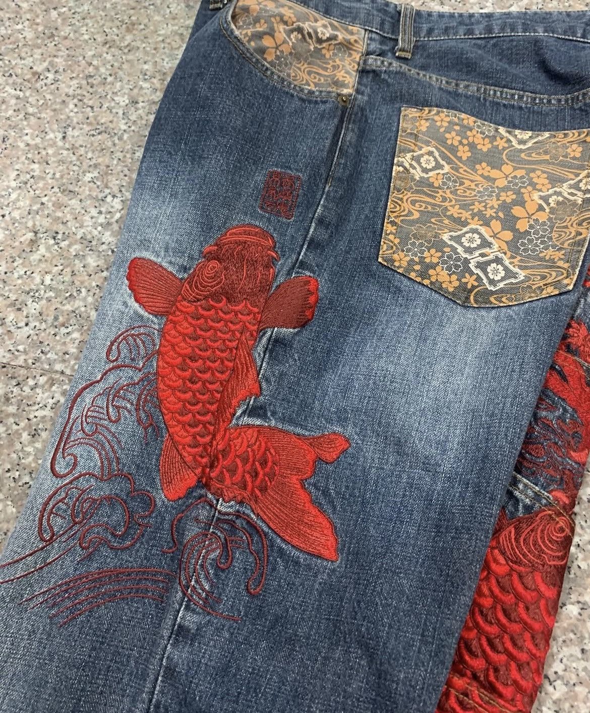 Karakuri Tamashii Vintage Karakuri Dragon and Koi fish embroidered Size US 38 / EU 54 - 6 Thumbnail
