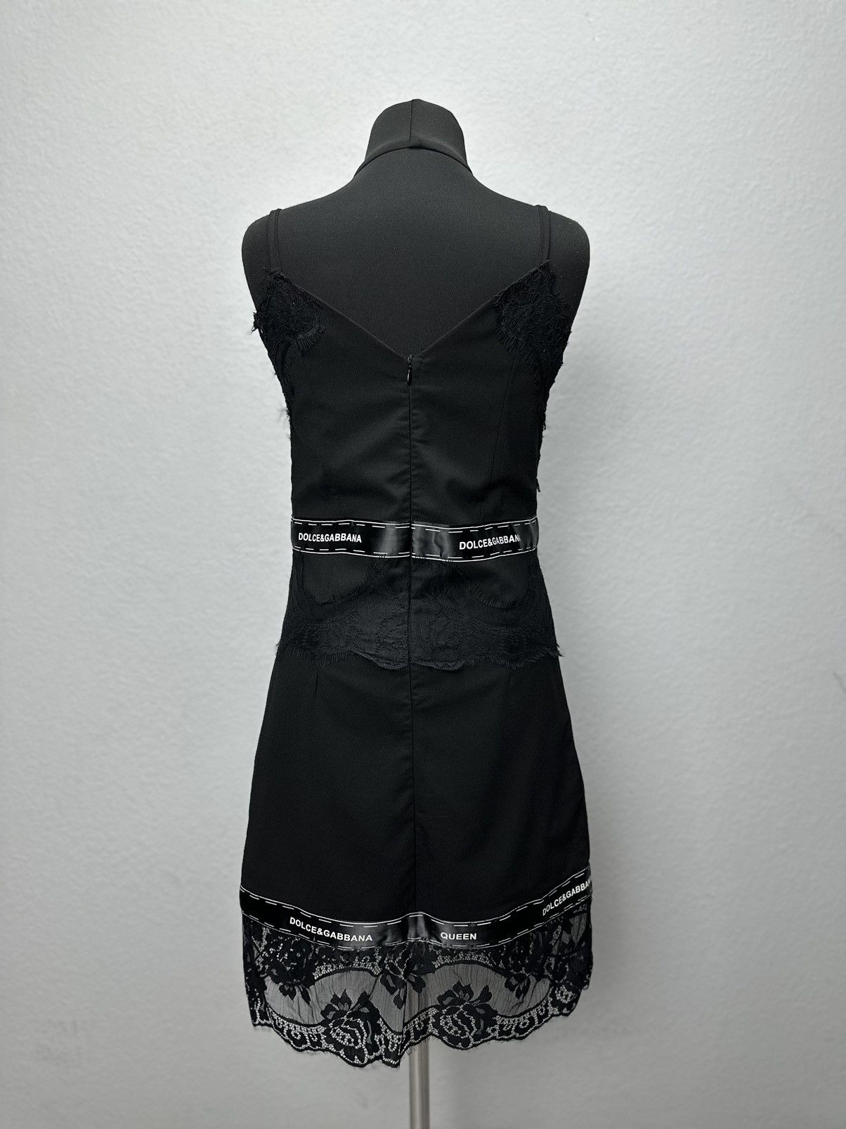 Dolce & Gabbana Queen Dolce & Gabbana Black Dress Classic Elegant Luxury Size S / US 4 / IT 40 - 2 Thumbnail