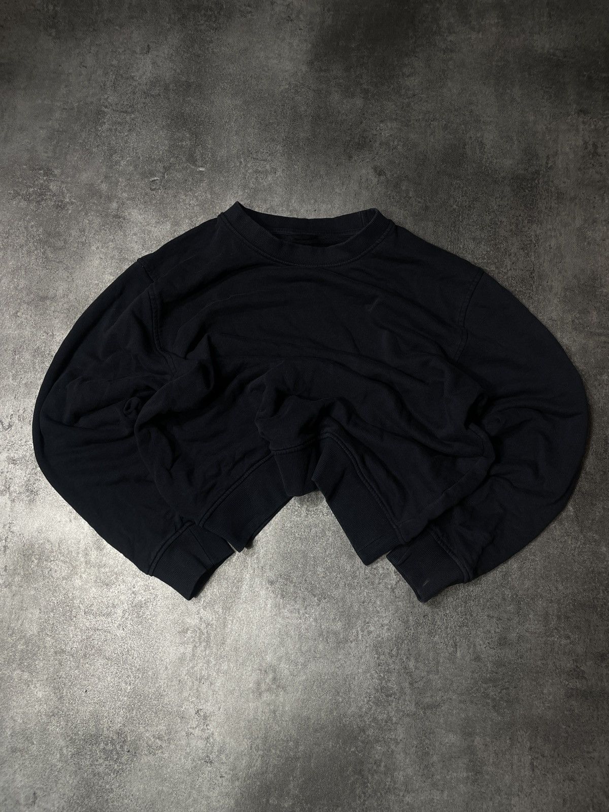Vintage 🔥Offers🔥Vintage Y2K Sweatshirt Basic Crewneck Solid Boxy Fit Size S / US 4 / IT 40 - 1 Thumbnail