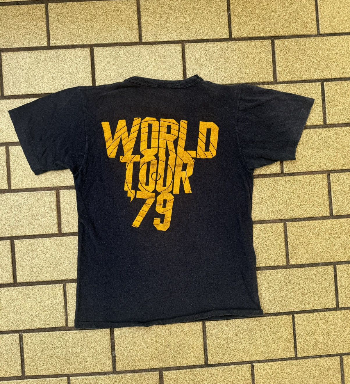 Band Tees × Vintage 1979 Alice Cooper Mad House World Tour 79 Grail true vintage Size US M / EU 48-50 / 2 - 2 Thumbnail