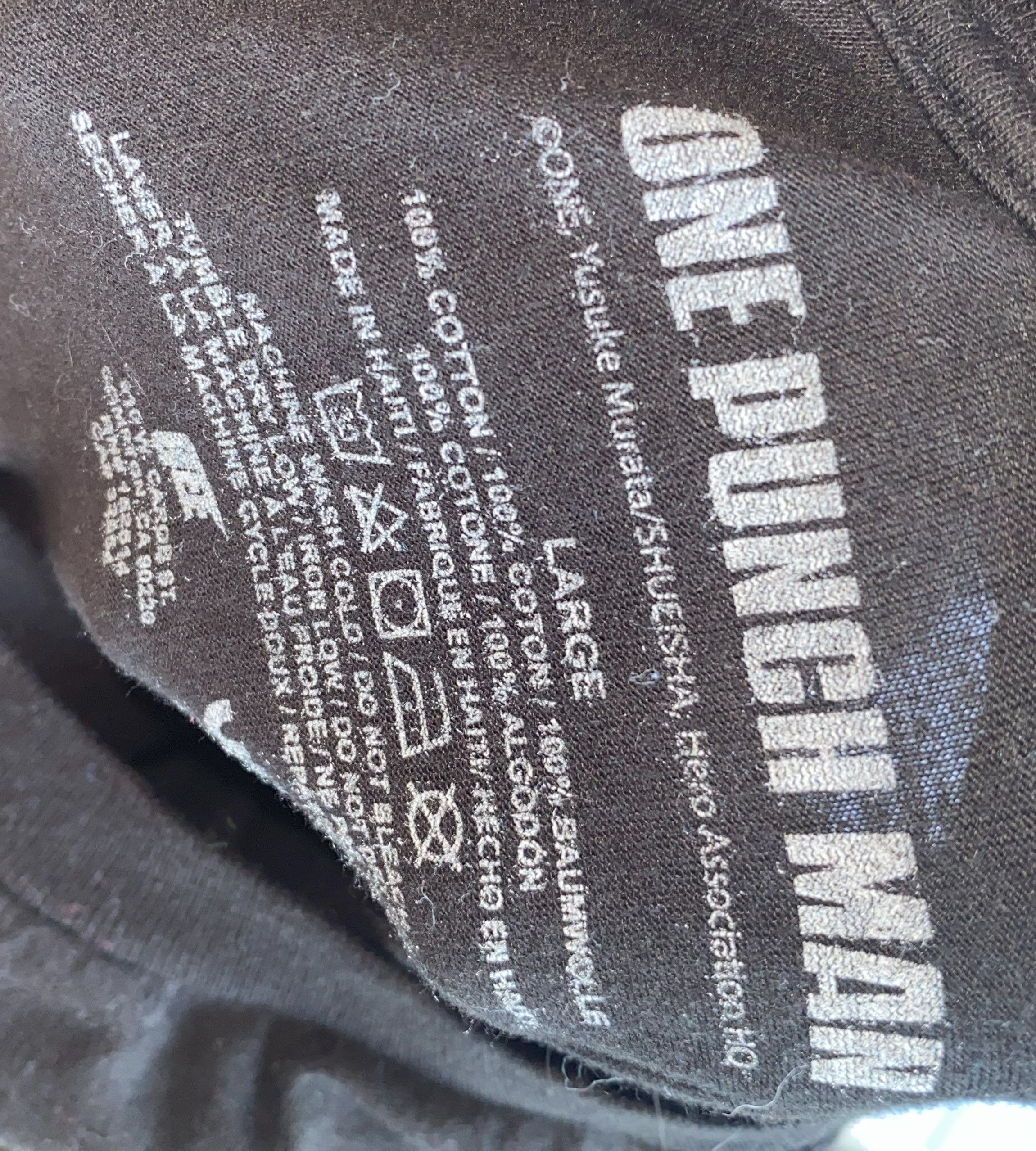 Hot Topic One Punch Man T-Shirt Size US L / EU 52-54 / 3 - 3 Thumbnail