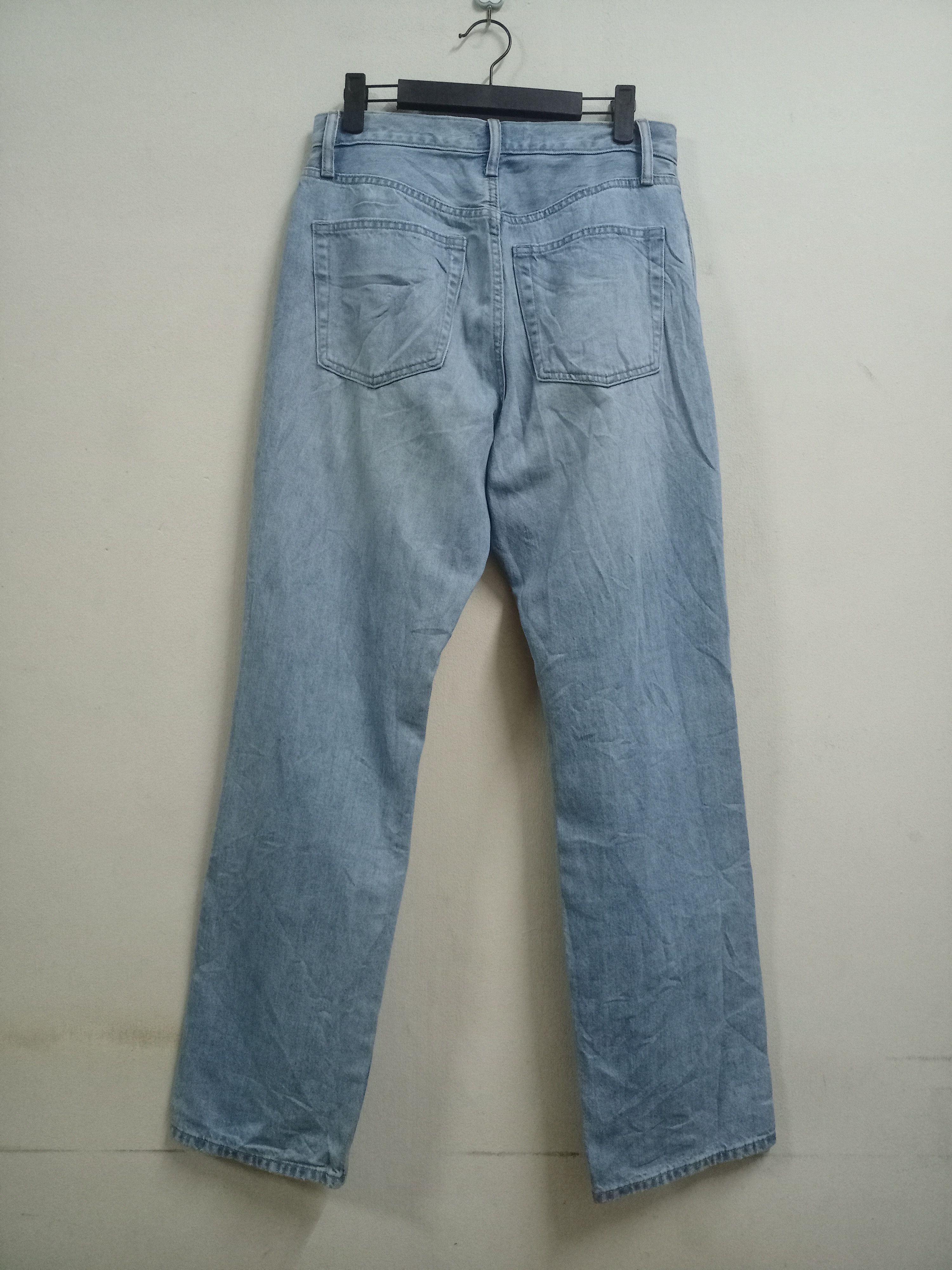 Uniqlo Vintage Japanese Uniqlo High Rise Distressed Loose Jeans Size US 29 - 13 Thumbnail