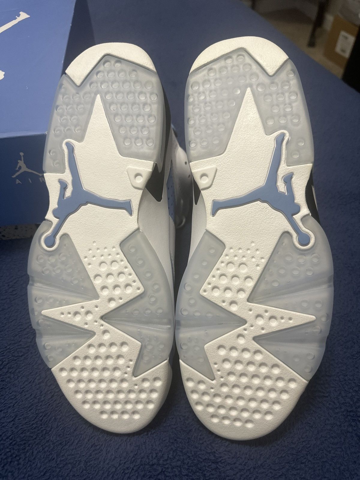 Jordan Brand Jordan Retro 6 UNC Size US 11 / EU 44 - 4 Thumbnail