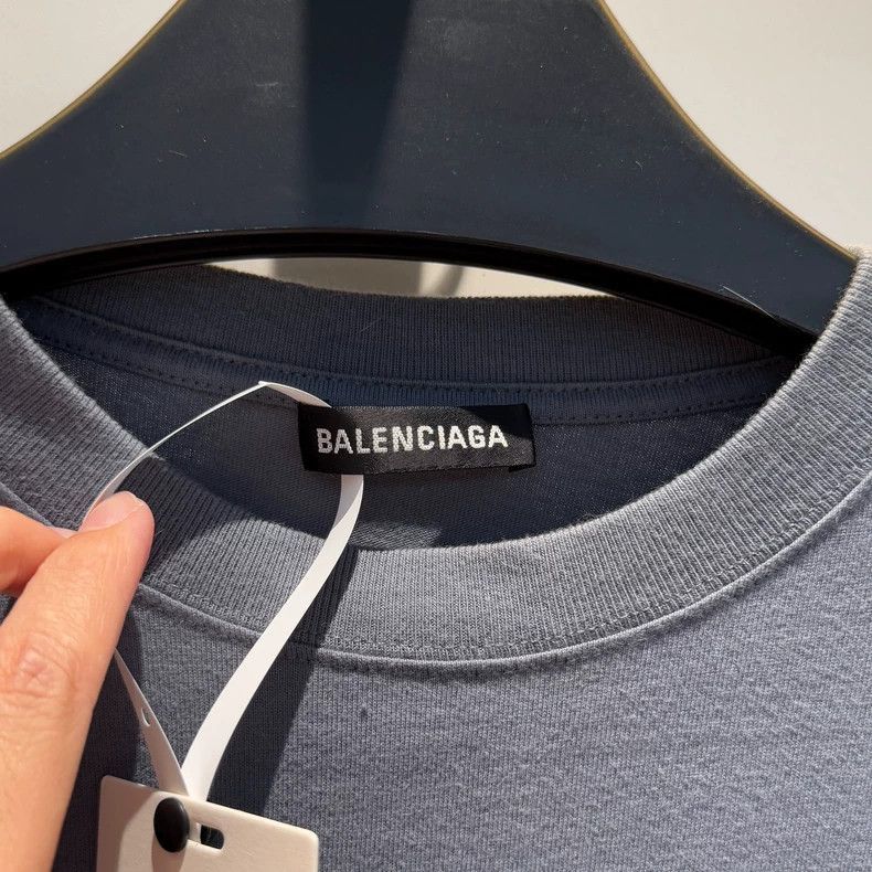 Balenciaga Balenciaga Gray Short Sleeve T Size US XS / EU 42 / 0 - 3 Thumbnail