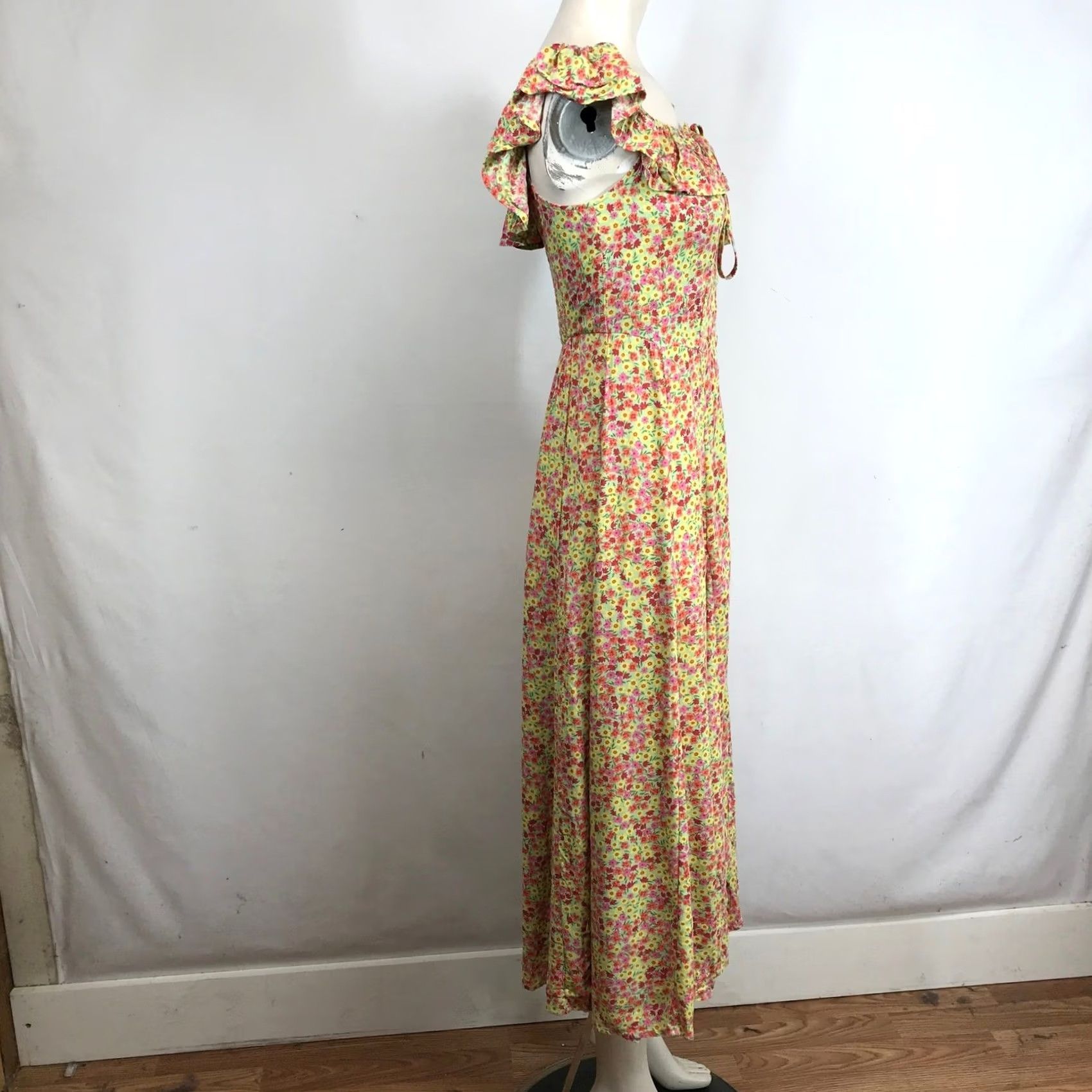 Vintage DRESS FORUM Floral Midi Dress Square Neck Ruffle Sleeve Smocked Back Yellow S Womens Size S / US 4 / IT 40 - 4 Thumbnail