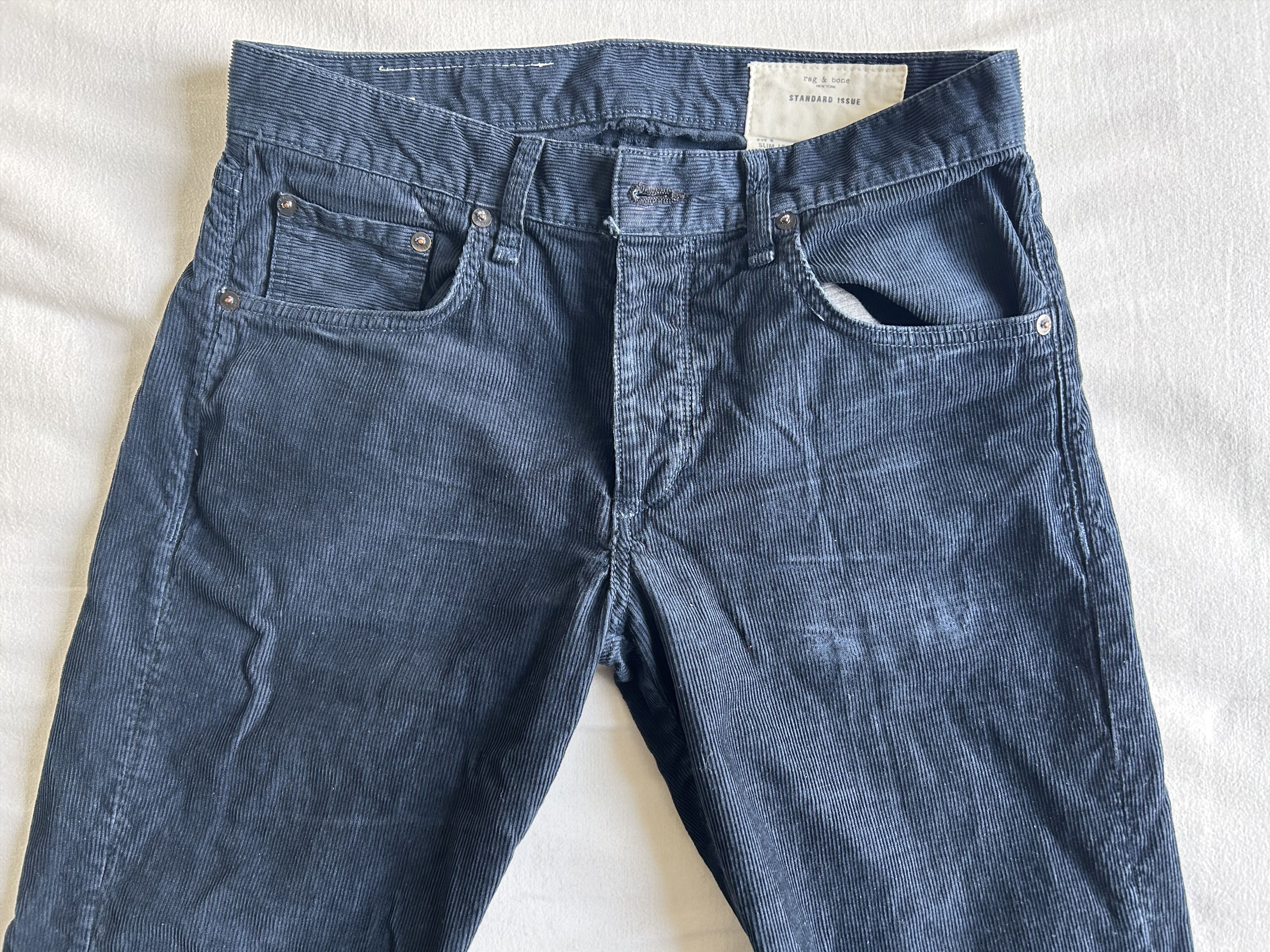 Rag & Bone Rag and Bone Slimfit Size 2 Blue Navy Corderoy Jeans Size US 30 / EU 46 - 4 Thumbnail