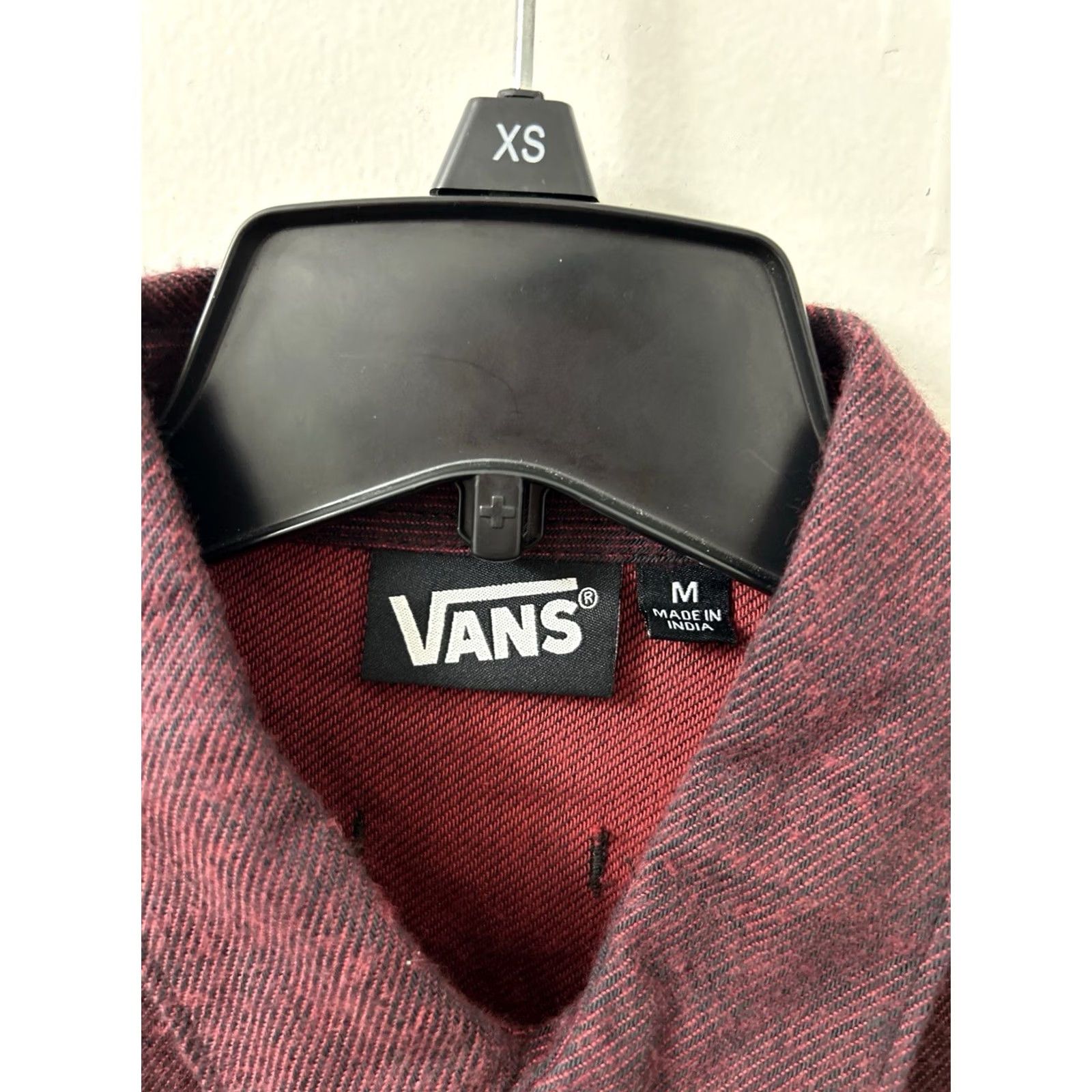 Vans VANS Shirt Mens M Red Burgundy Flannel Long Sleeve Button Down Logo Chest Pocket Outdoor Army 90s Style Mens Size US M / EU 48-50 / 2 - 7 Thumbnail