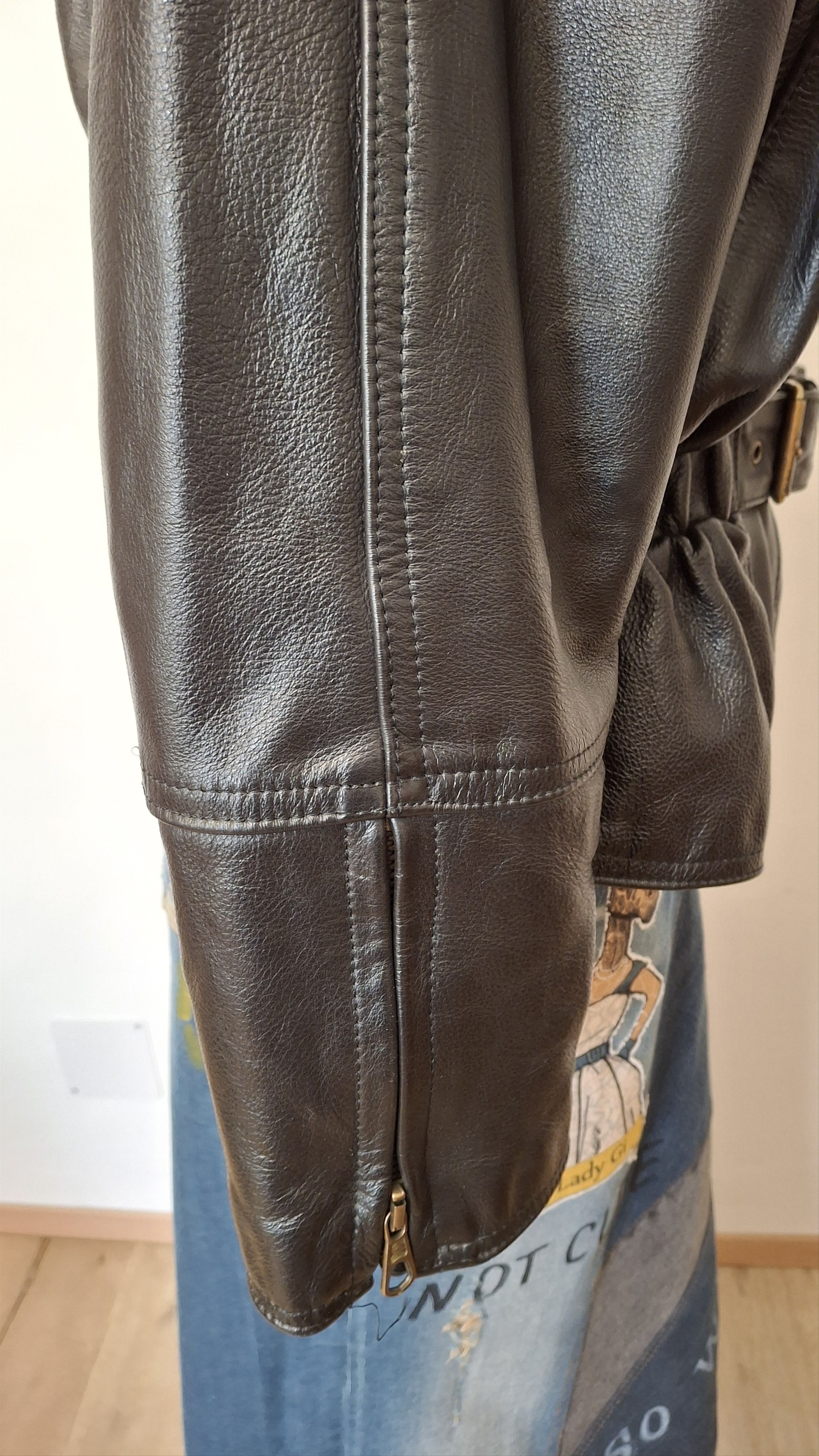 Vintage Vintage Black Leather Moto Jacket Size M / US 6-8 / IT 42-44 - 12 Thumbnail