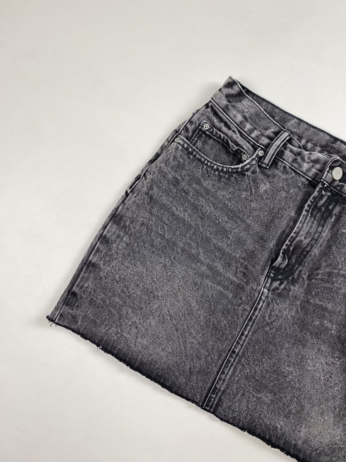 Allsaints Allsaints Betty Denim Mini ladies distressed skirt Size 27" / US 4 / IT 40 - 6 Thumbnail