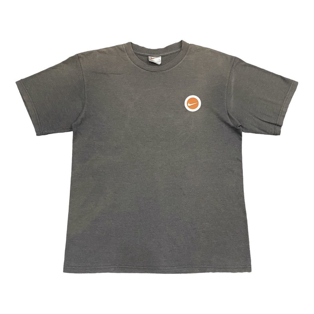 Nike Vintage 90s Nike Swoosh Big Logo Tshirt Size US L / EU 52-54 / 3 - 2 Thumbnail