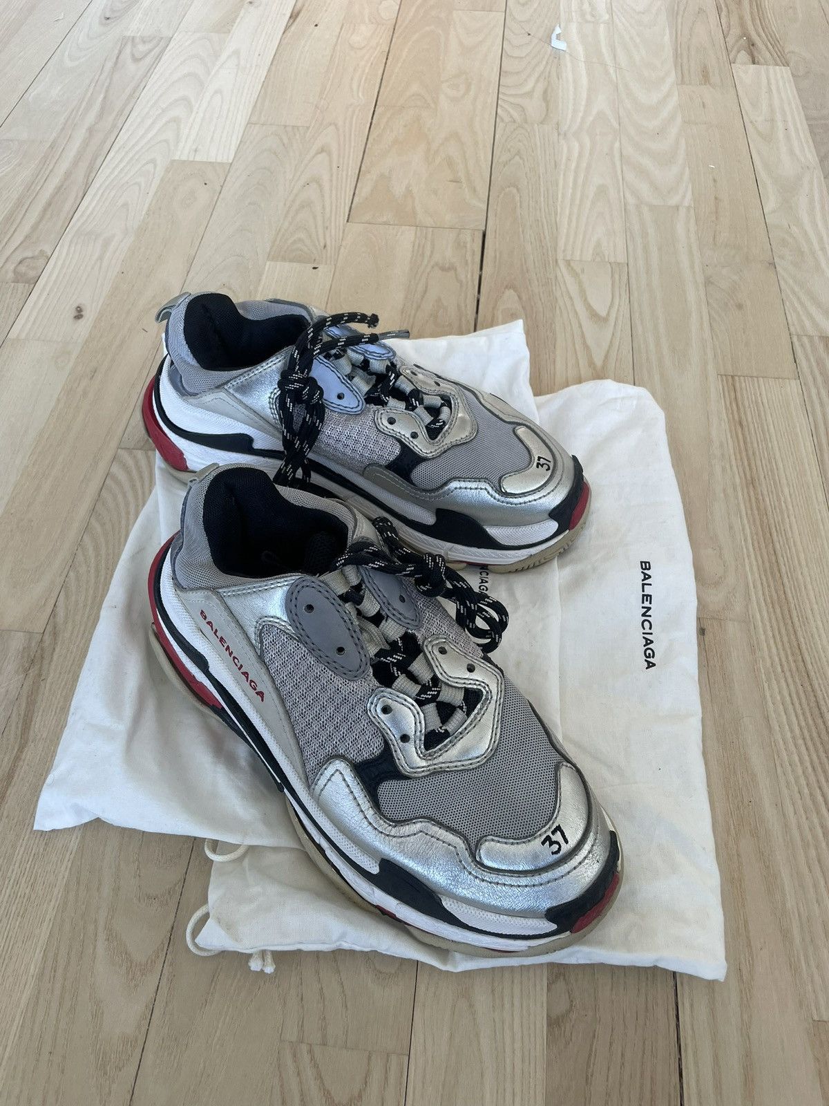 Balenciaga Balenciaga Triple S Size US 6 / IT 36 - 1 Thumbnail