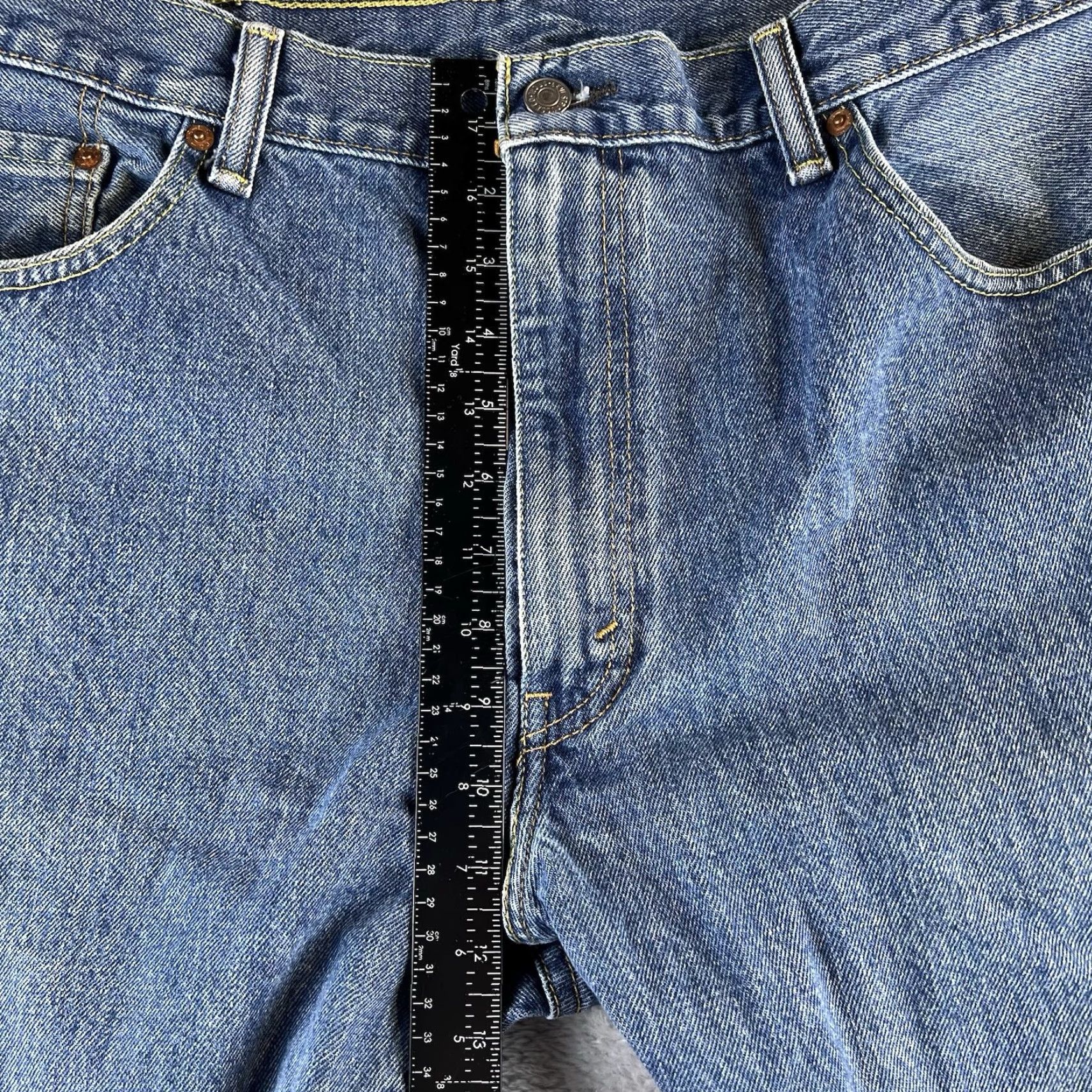 Levi's VINTAGE Levi's 517 Jeans Jeans 38 X 29 Blue 516 Western Cowboys & Western Mens 38 Regular Blue Boots Cut Denim 5-Pocket Zipper Brown? Size US 38 / EU 54 - 7 Thumbnail