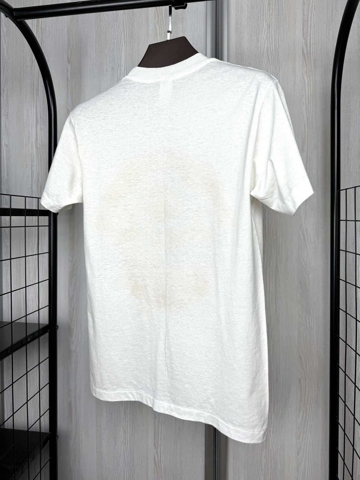 Vintage Vintage Sherry 80s Mickey Mouse Florida made in USA tee Size US L / EU 52-54 / 3 - 9 Thumbnail
