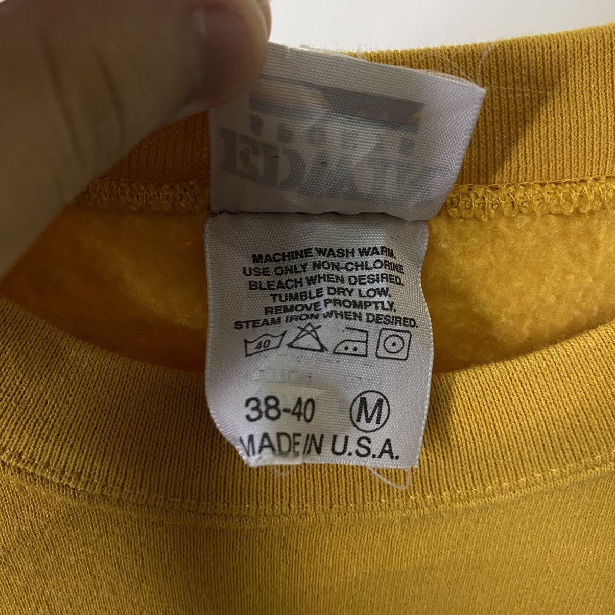 Edwin Vintage 1990s Edwin Yellow Blank Sweatshirt Size US M / EU 48-50 / 2 - 5 Thumbnail