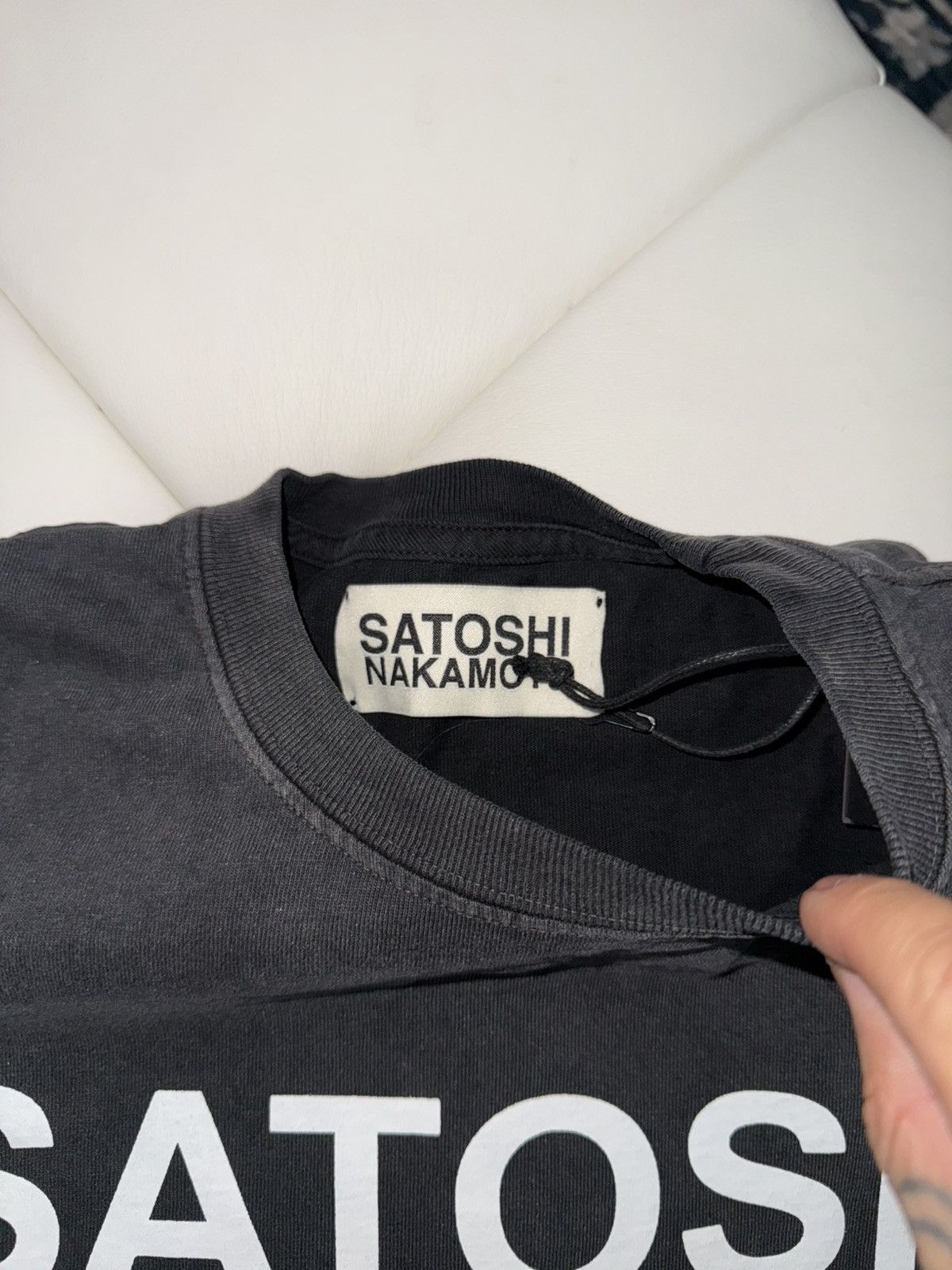 Satoshi Nakamoto Satoshi nakamoto logo t shirt Size US M / EU 48-50 / 2 - 3 Thumbnail