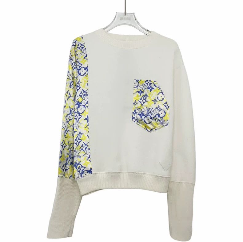 Louis Vuitton Louis Vuitton White Printed Long Sleeve Sweatshirt Size US S / EU 44-46 / 1 - 1 Thumbnail