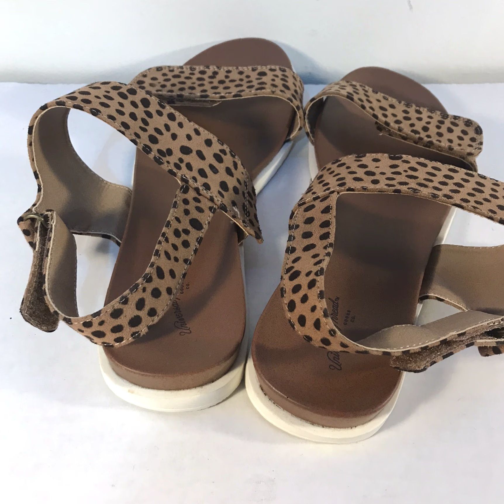 Vintage Universal Thread Animal Print Slide Sandals Womens Size 9.5 with Adjustable Strap Size US 9.5 / IT 39.5 - 3 Thumbnail