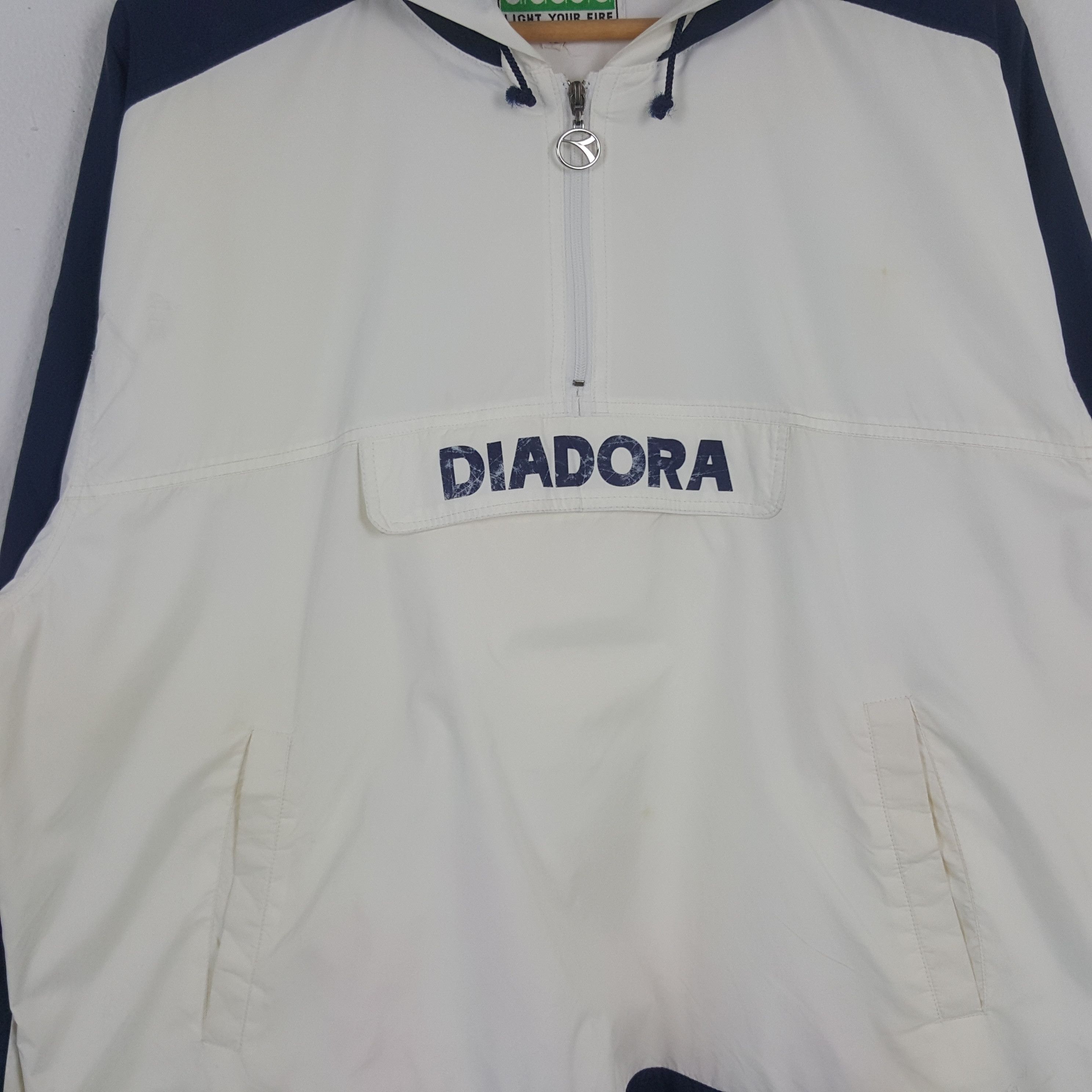 Diadora Vintage Diadora Retro Style Windbreaker Jacket C287N27 Size US L / EU 52-54 / 3 - 4 Thumbnail