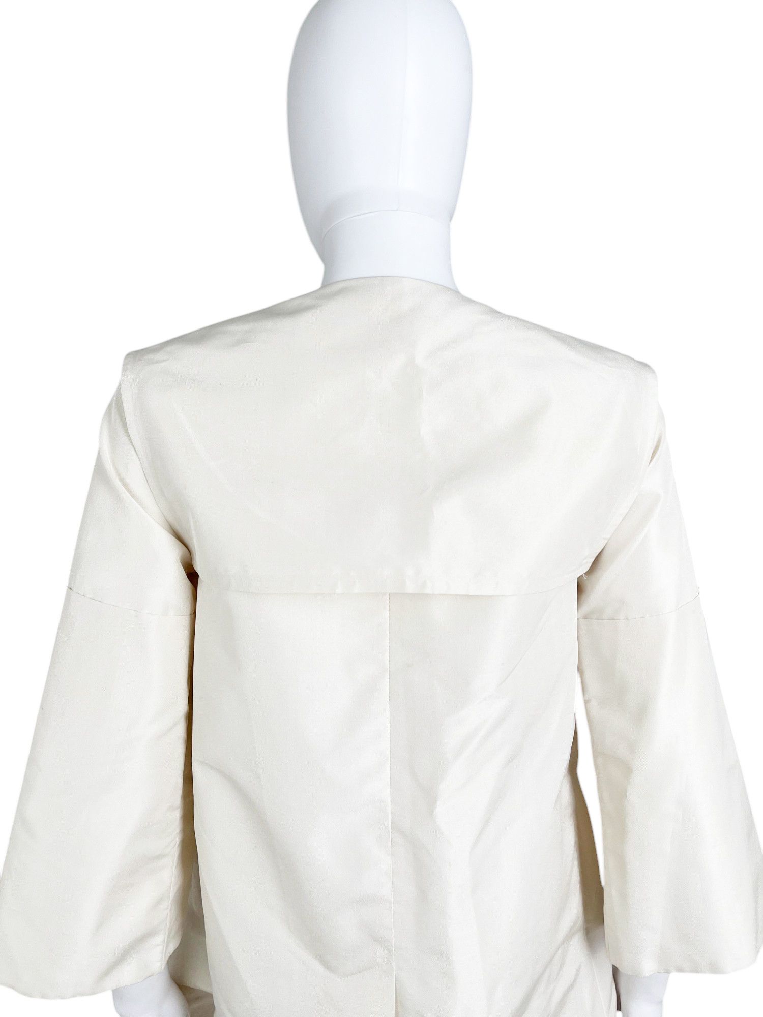 Balenciaga by Nicolas Ghesquière S/S 2009 Asymmetric White Kimono Size M / US 6-8 / IT 42-44 - 7 Thumbnail