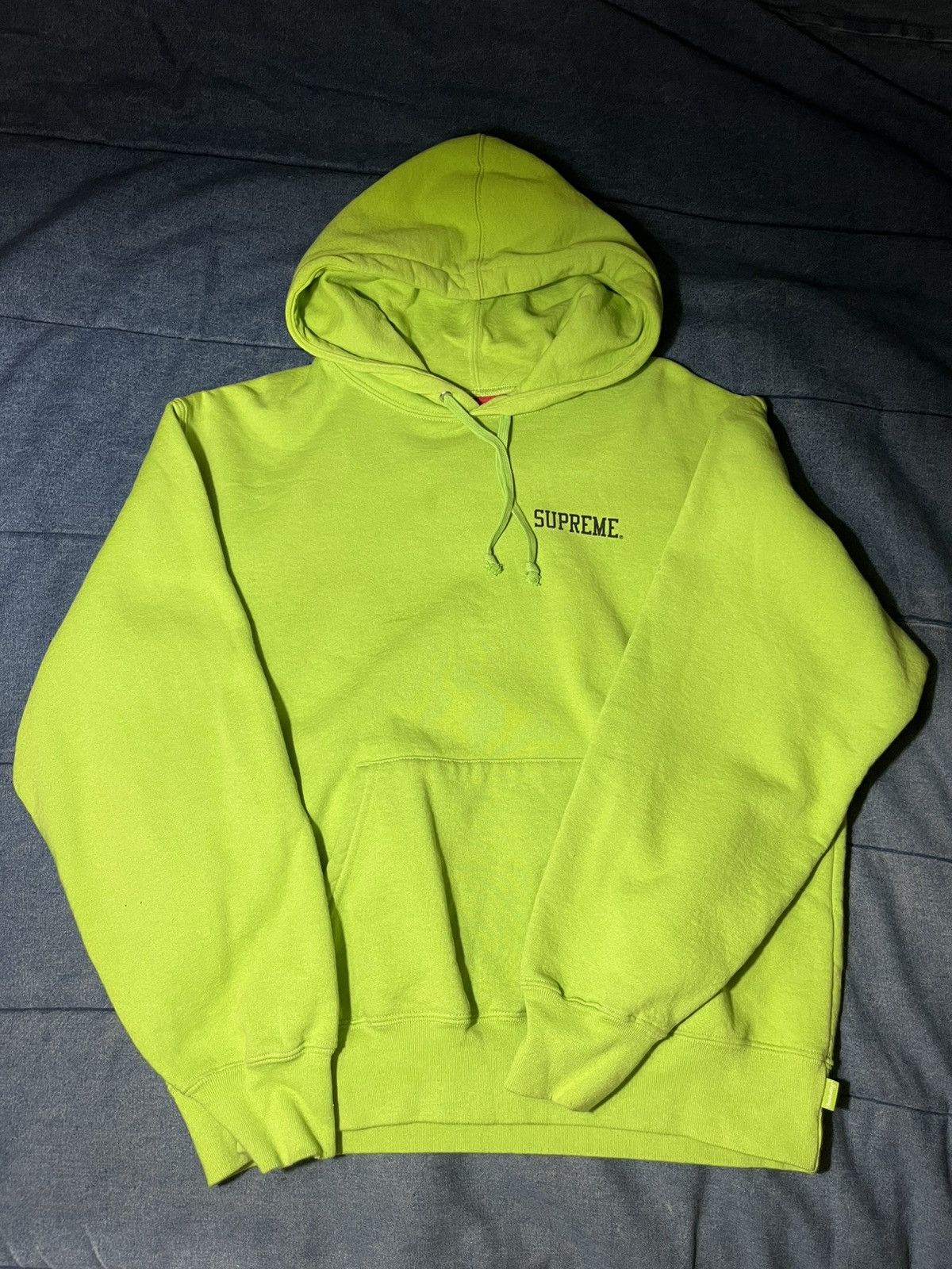 Supreme Supreme Doggs Hooded Sweatshirt Size US S / EU 44-46 / 1 - 1 Thumbnail