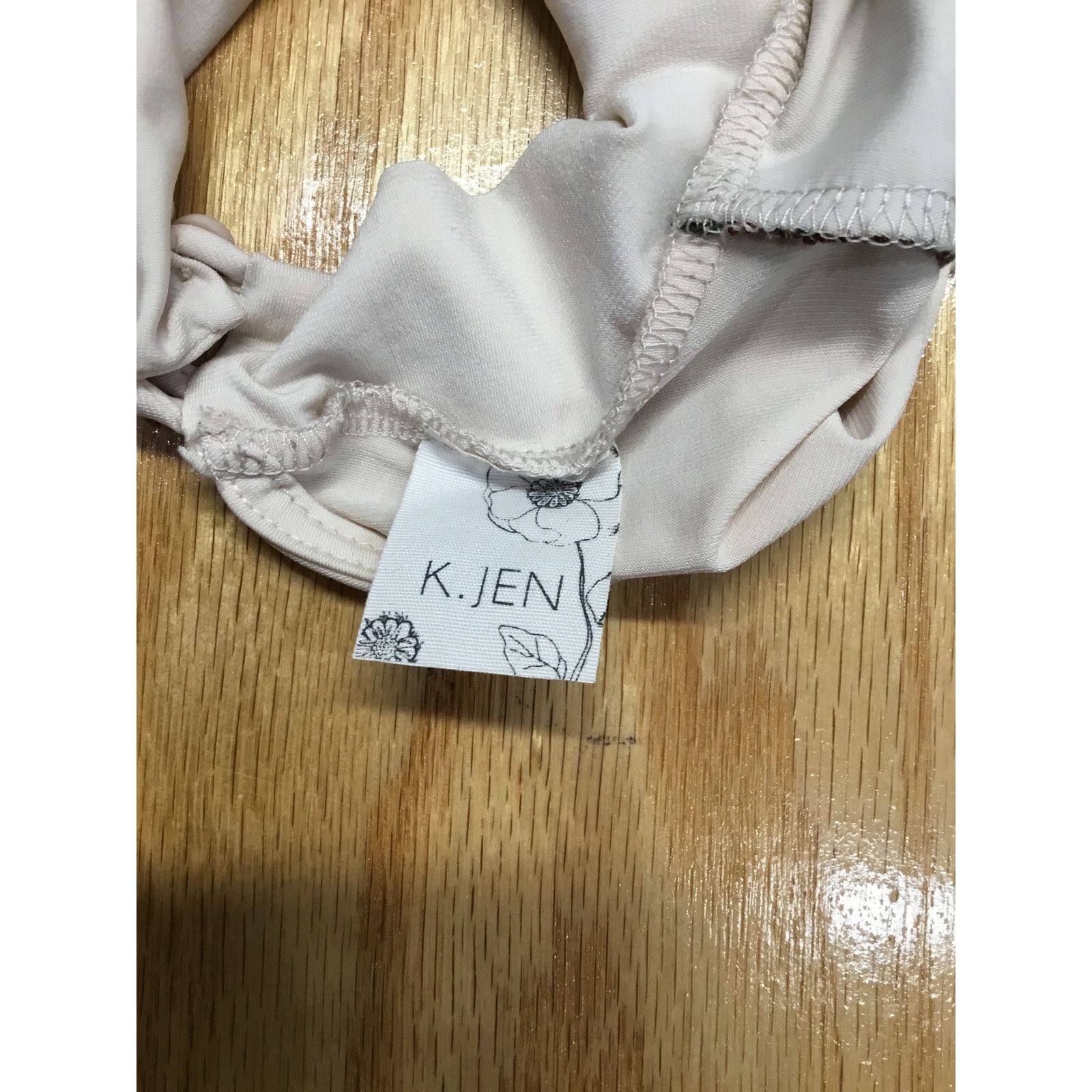 The Unbranded Brand K.Jen Dress Women's Large White Floral Embroidered Backless Size L / US 10 / IT 46 - 9 Thumbnail