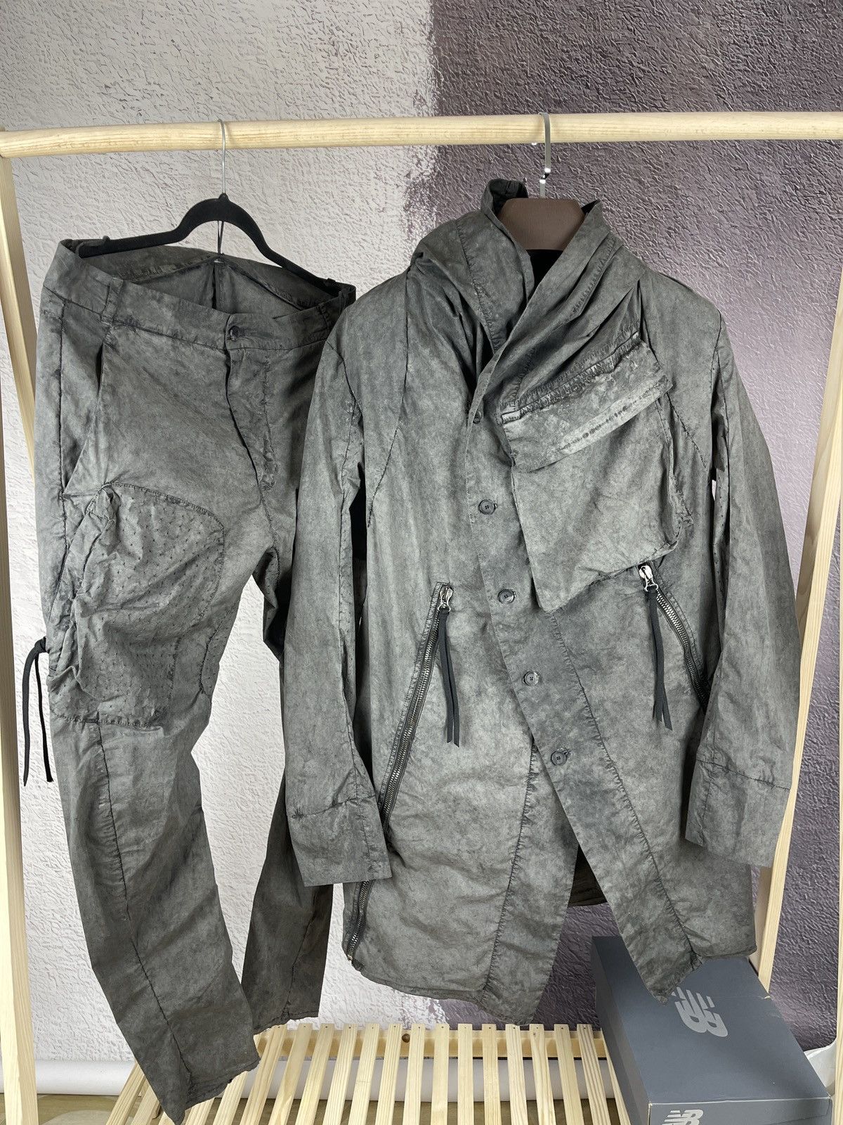 image of Italian Designers Masnada Ashes Grey Bandage Asymmetric Hi-Fashion Suit, Men's (Size Medium)