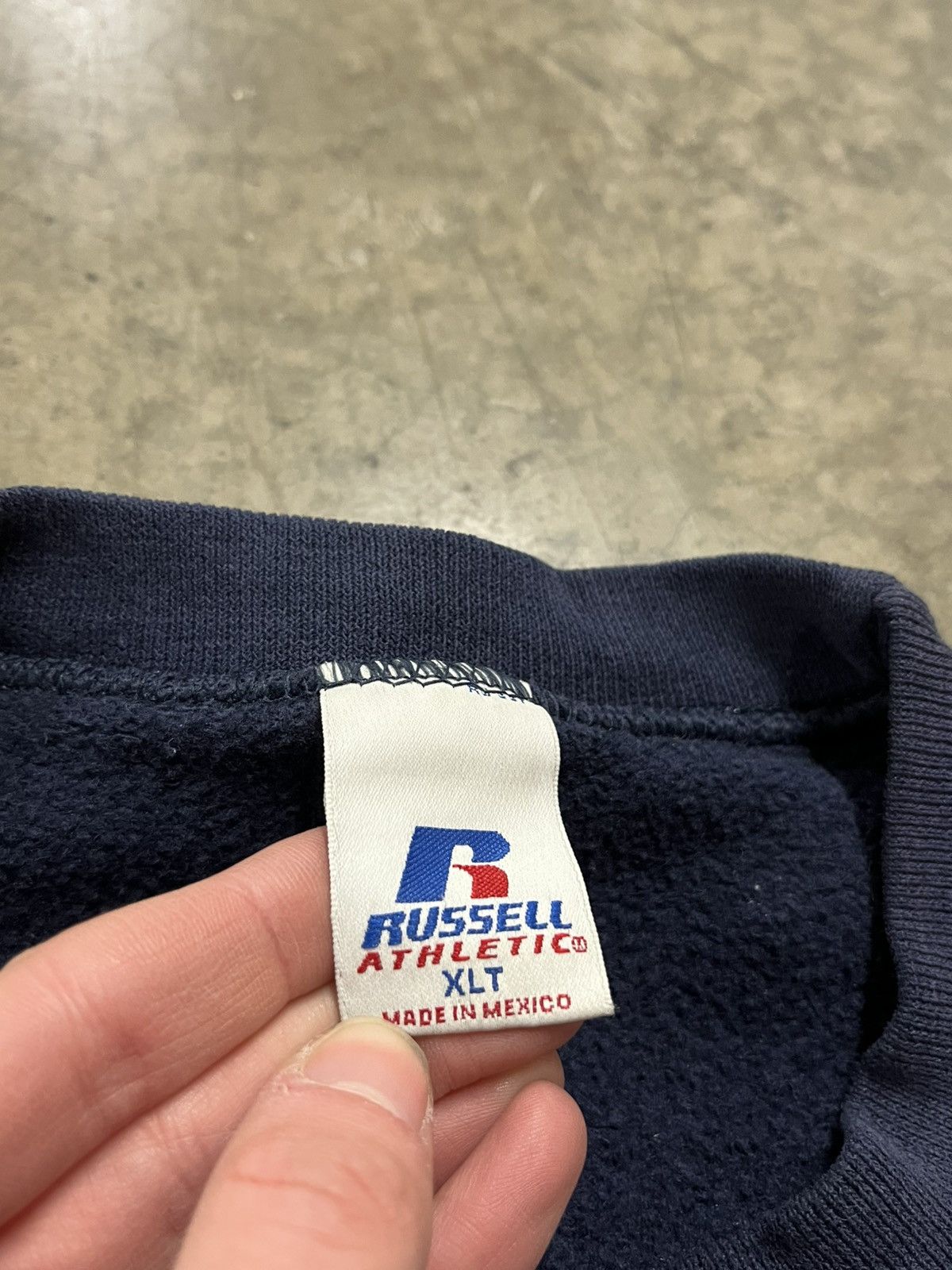 Russell Athletic × Vintage Russell athletic vintage sun faded boxy fit sweatshirt rare Size US XL / EU 56 / 4 - 11 Thumbnail