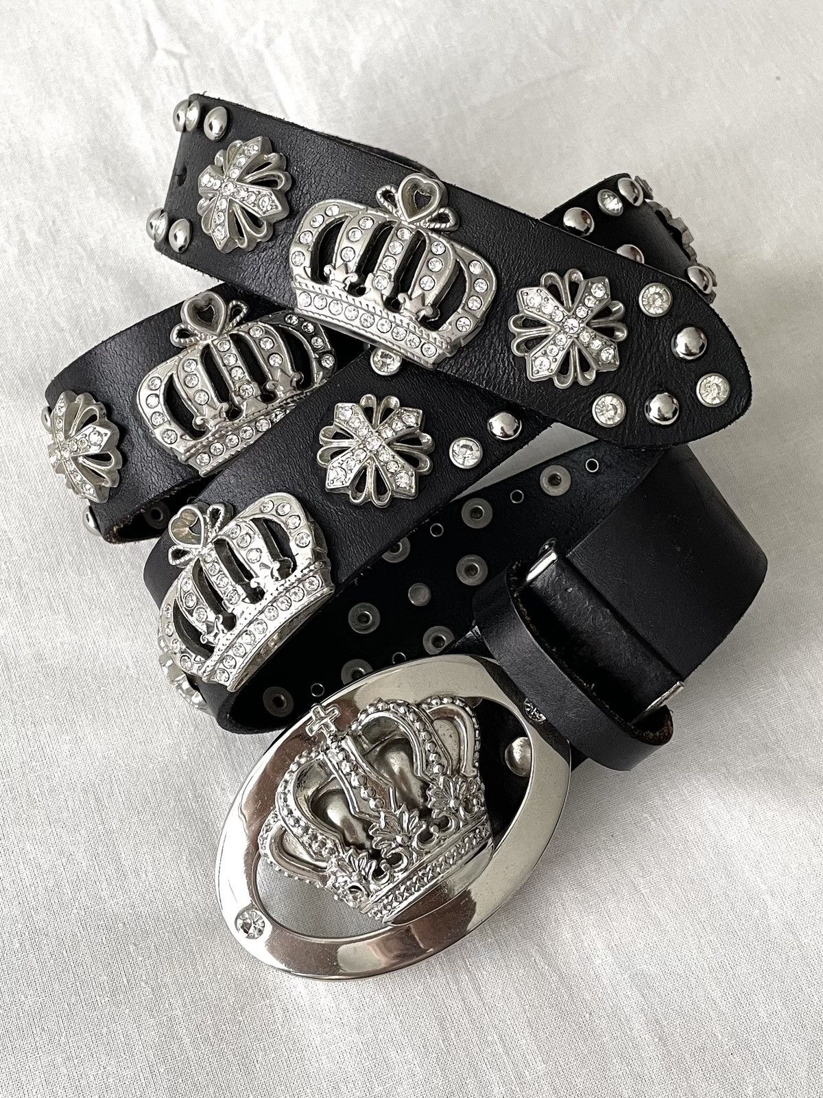 B.B. Simon Crown Buckle Studded Leather Belt Size ONE SIZE - 11 Thumbnail