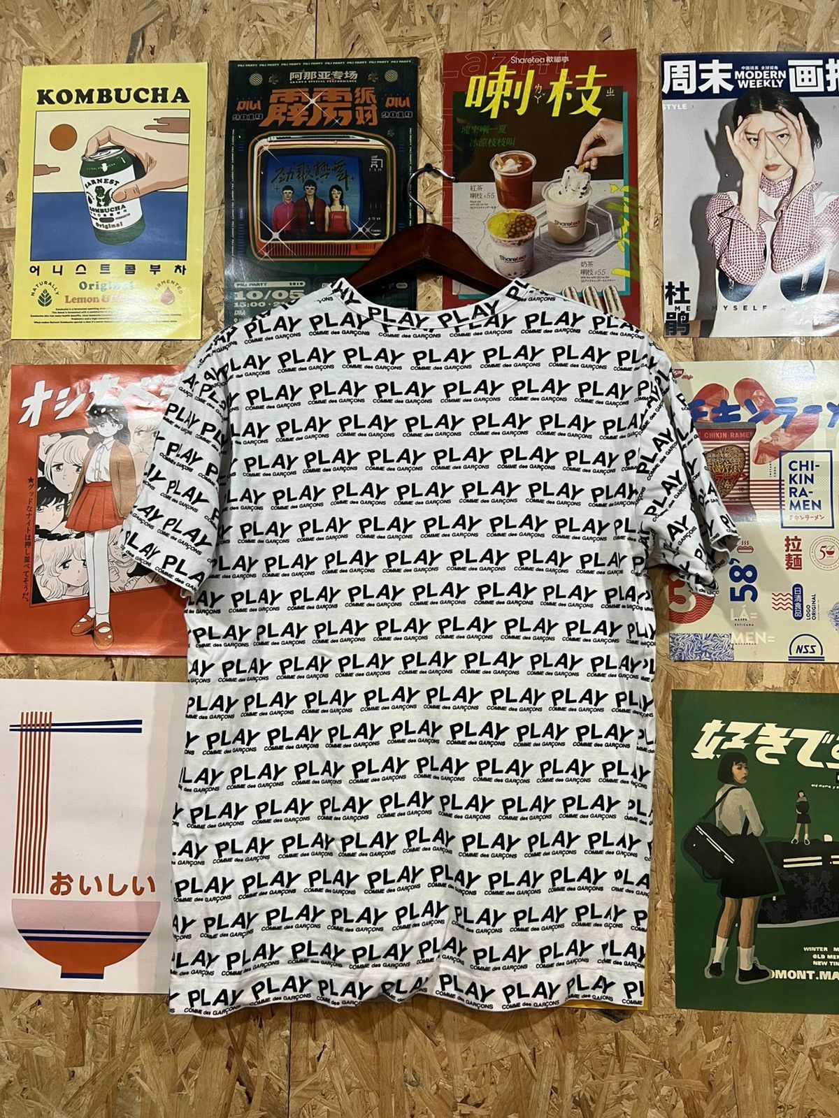 Comme des Garcons PLAY Comme Des Garcons PLAY Overprint Tee Size US M / EU 48-50 / 2 - 4 Thumbnail