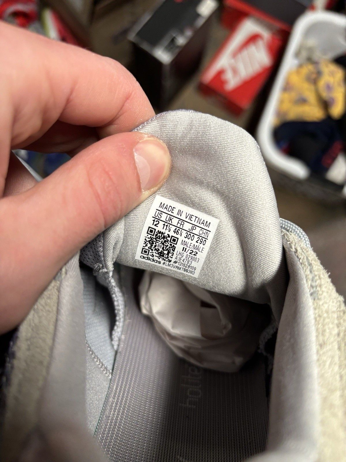 Yeezy adidas Yeezy 500 Stone Salt Size US 12 / EU 45 - 6 Thumbnail