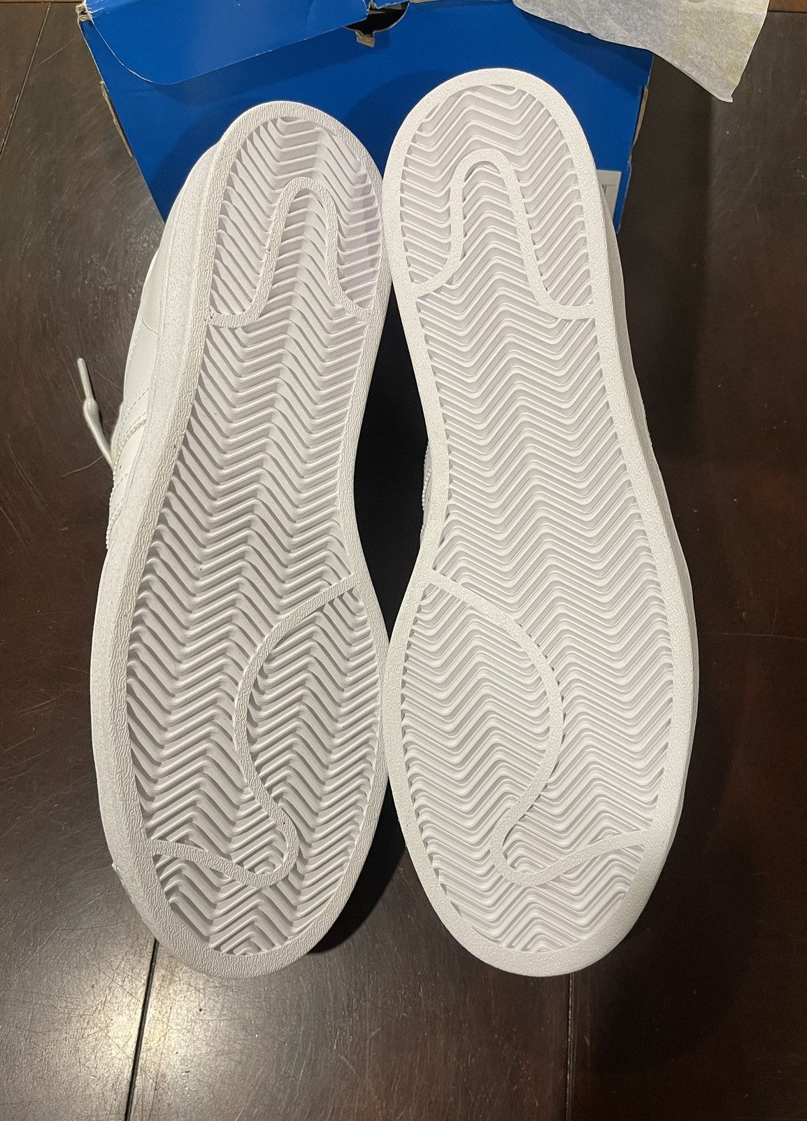 Adidas Adidas shell toes superstar Size US 11 / EU 44 - 6 Thumbnail