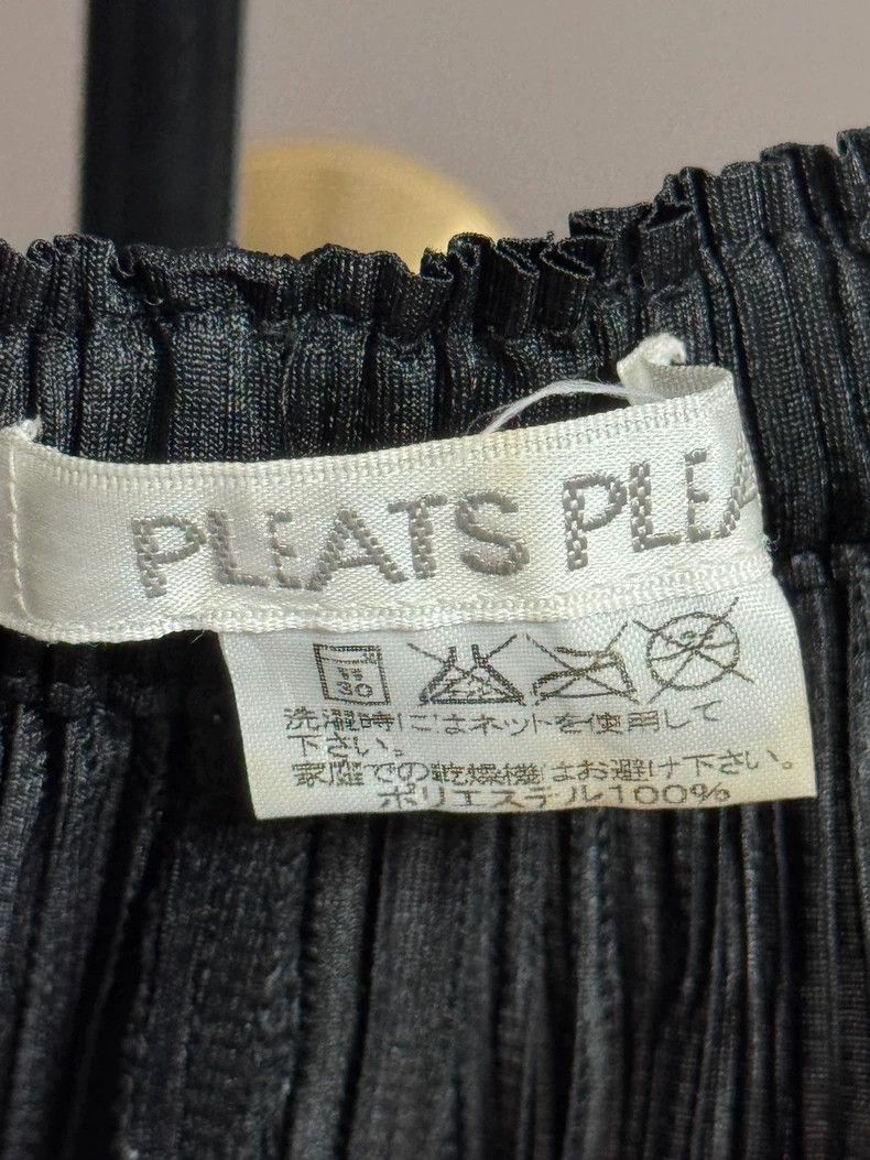 Issey Miyake Issey Miyake size:2 Yearly Surplus Black straight-leg trou Size 22" - 3 Thumbnail