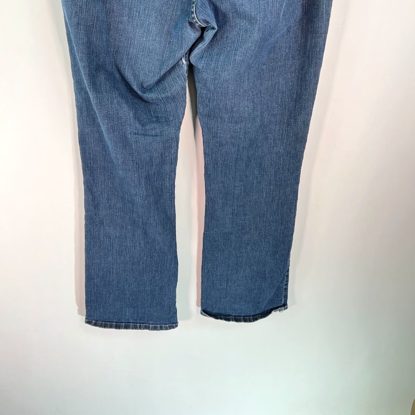 Lee Lee Jeans Women Blue Denim Straight Leg 36X32 Regular Rise 36 in Inseam 32 5-Pocket Comfort Pockets Button Closure Size 25" / US 0 / IT 36 - 5 Thumbnail