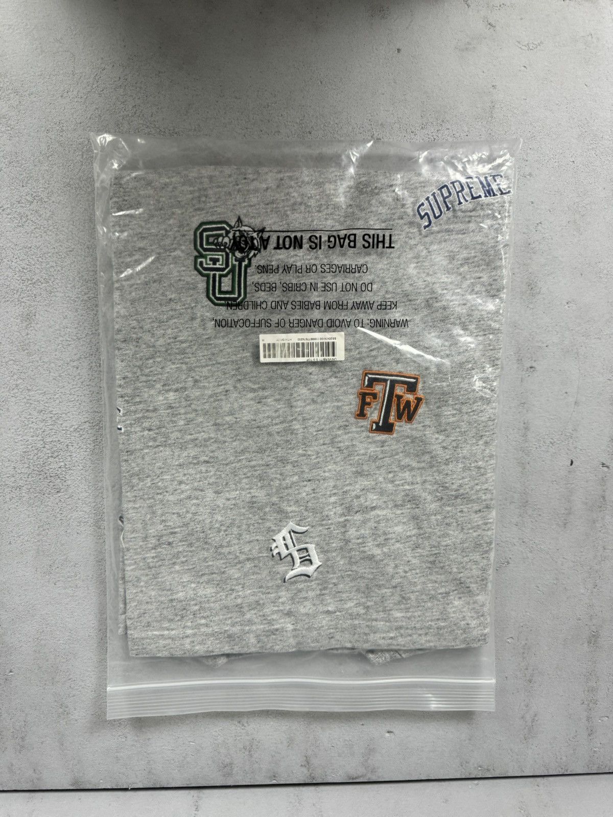 Supreme Supreme SS20 University S/S Top - Grey Medium Size US M / EU 48-50 / 2 - 3 Thumbnail